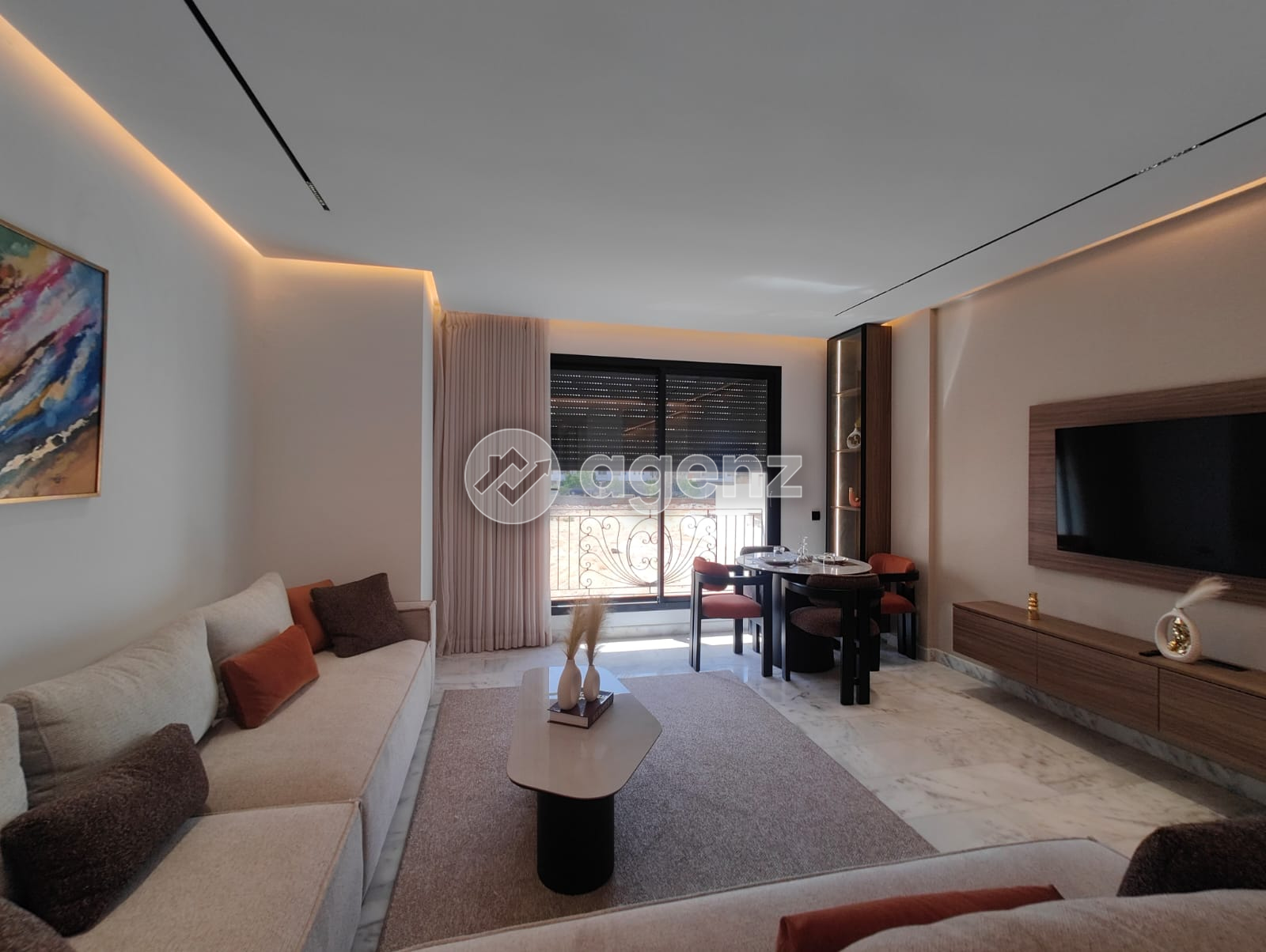 Vidéo de Studio moderne - Finitions soignées à Val Fleurie, Casablanca | Agenz