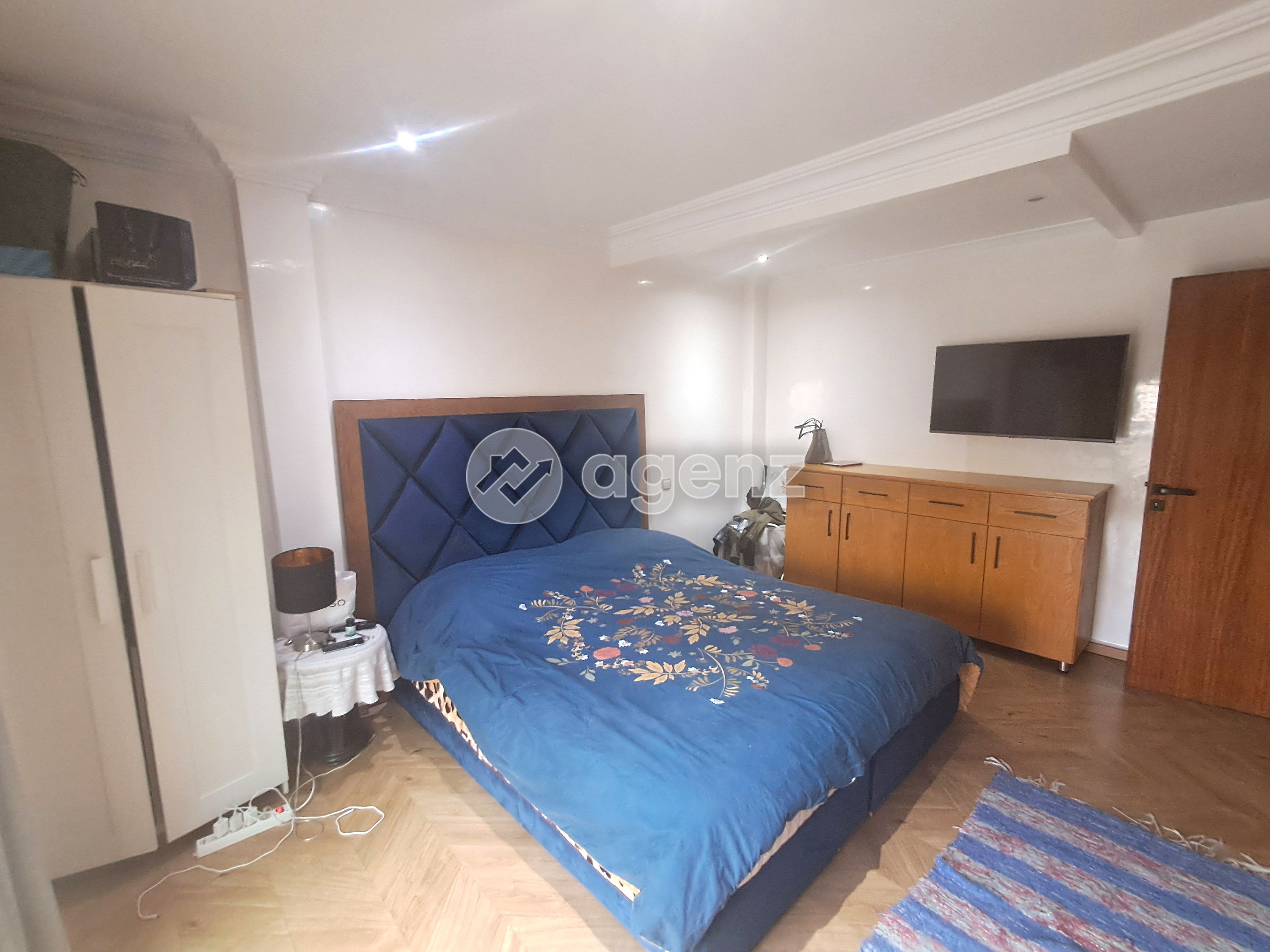 Appartement à vendre à Les Hôpitaux — 4
