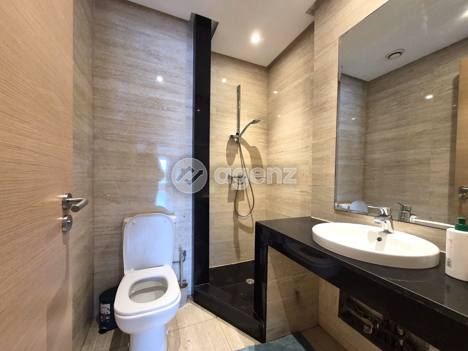 Moderne Appartement de 2 chambres à vendre à Ville Verte — 2