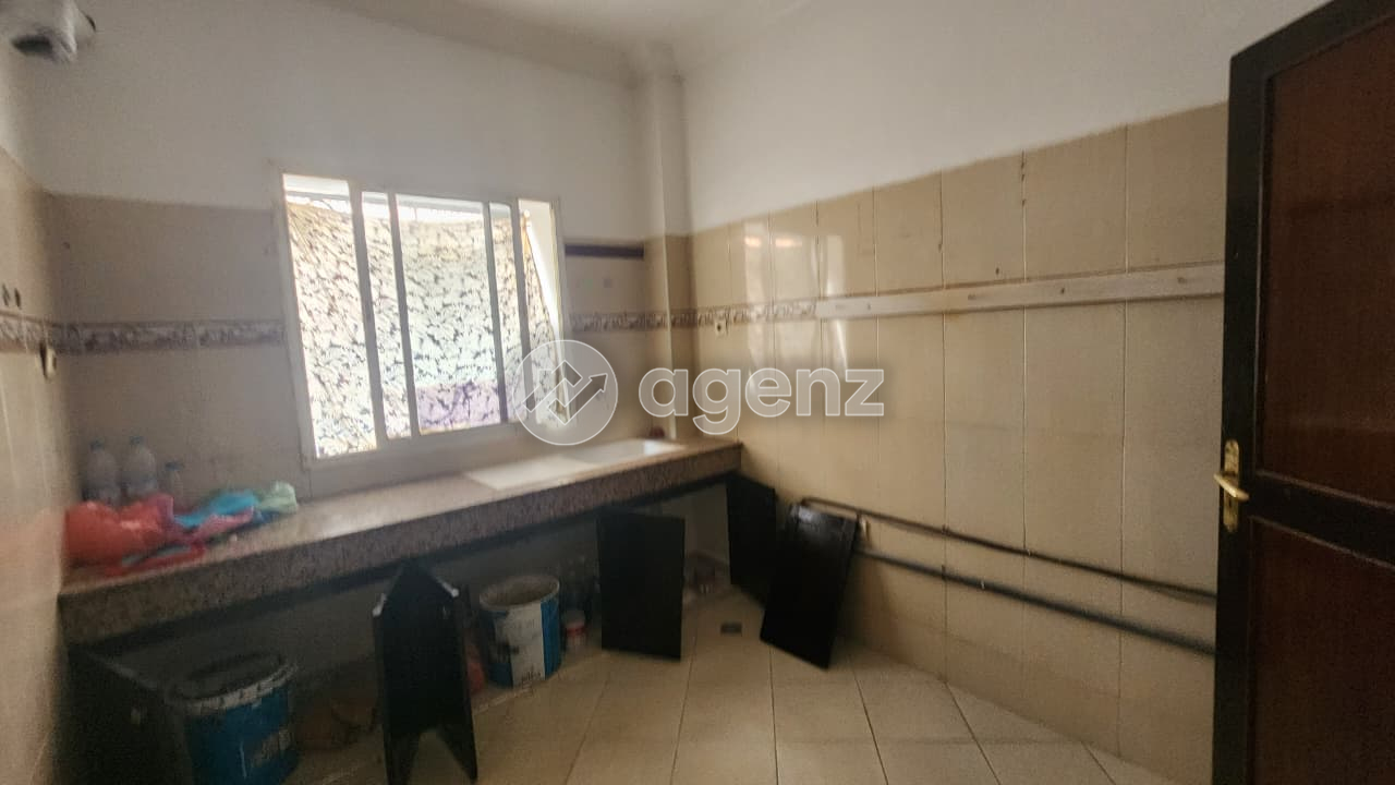Appartement à rénover – Fort potentiel, prix attractif — 3