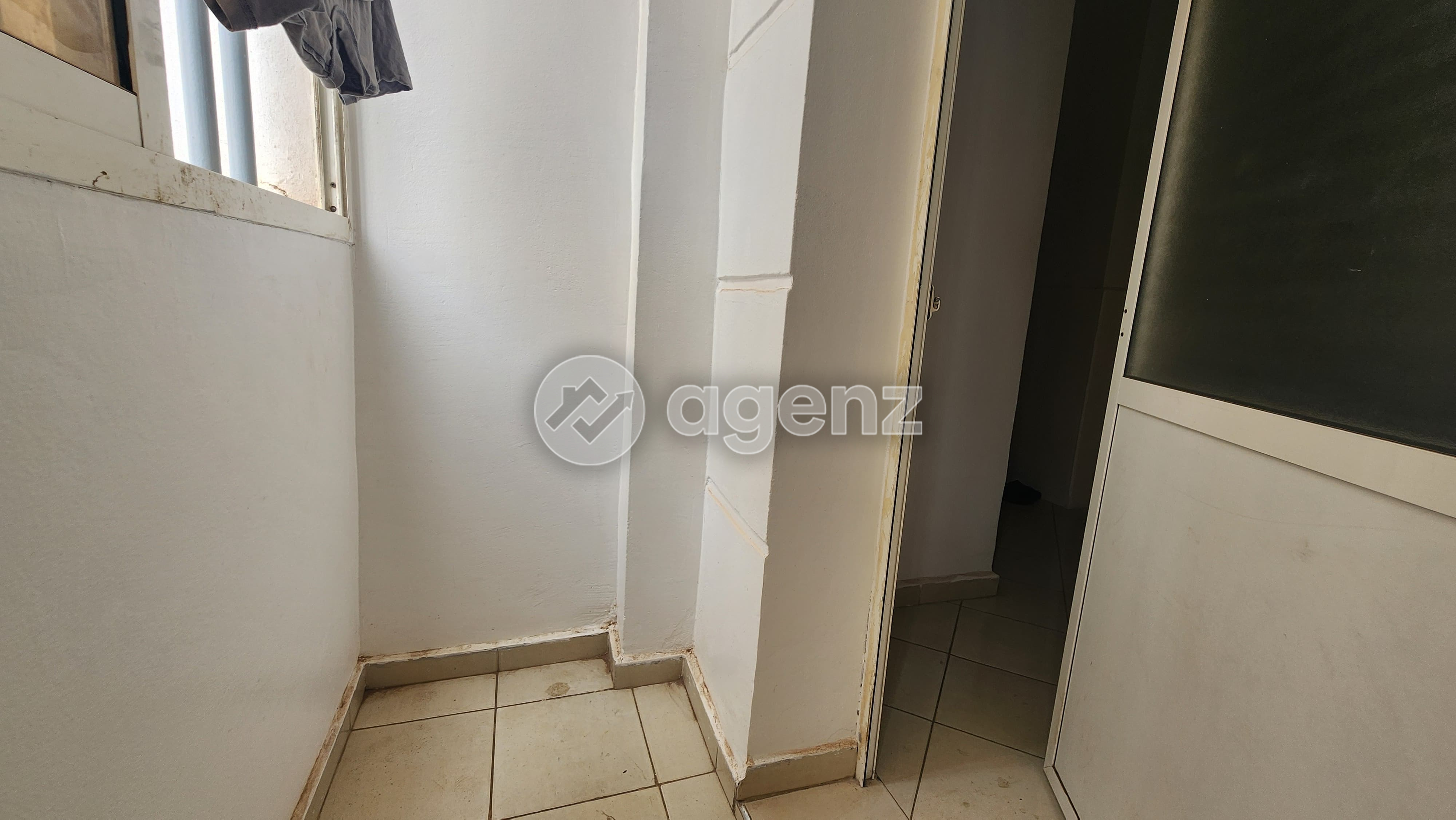 Appartement à rénover – Fort potentiel, prix attractif — 5
