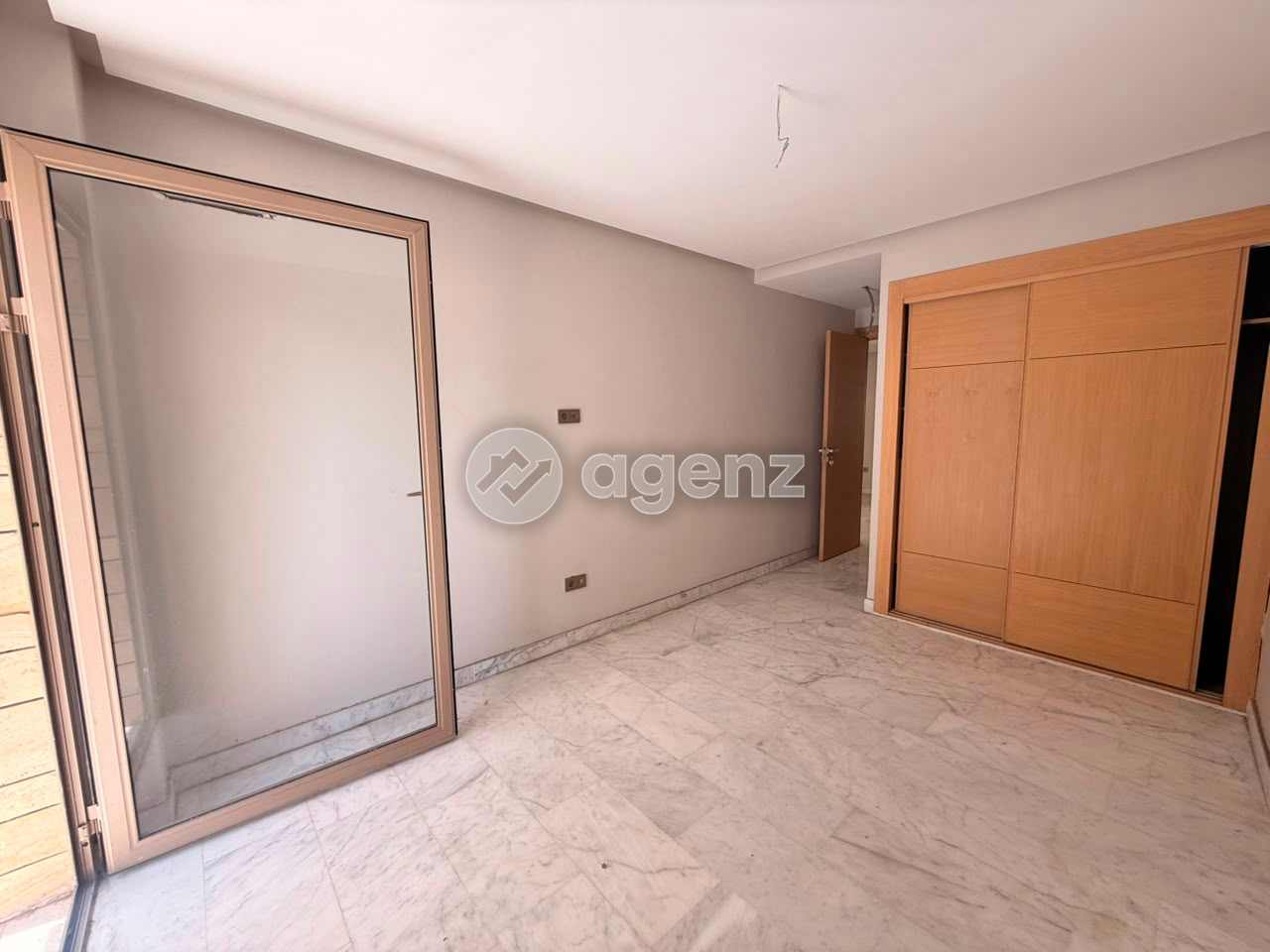 Appartement 90 m² f Les princesses — 2