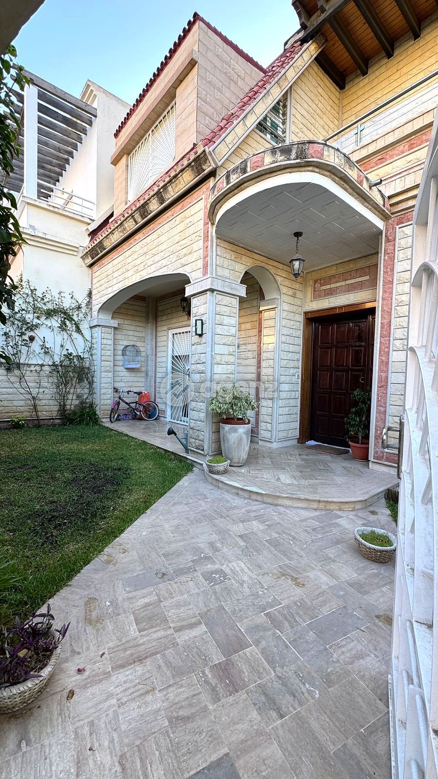 Villa à vendre à Tanja Balia