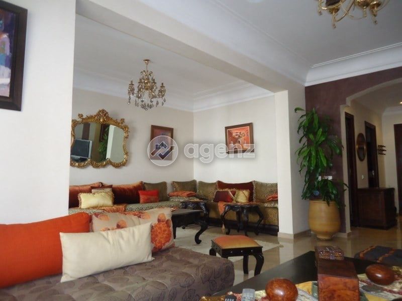 Appartement à vendre à Franceville — 2