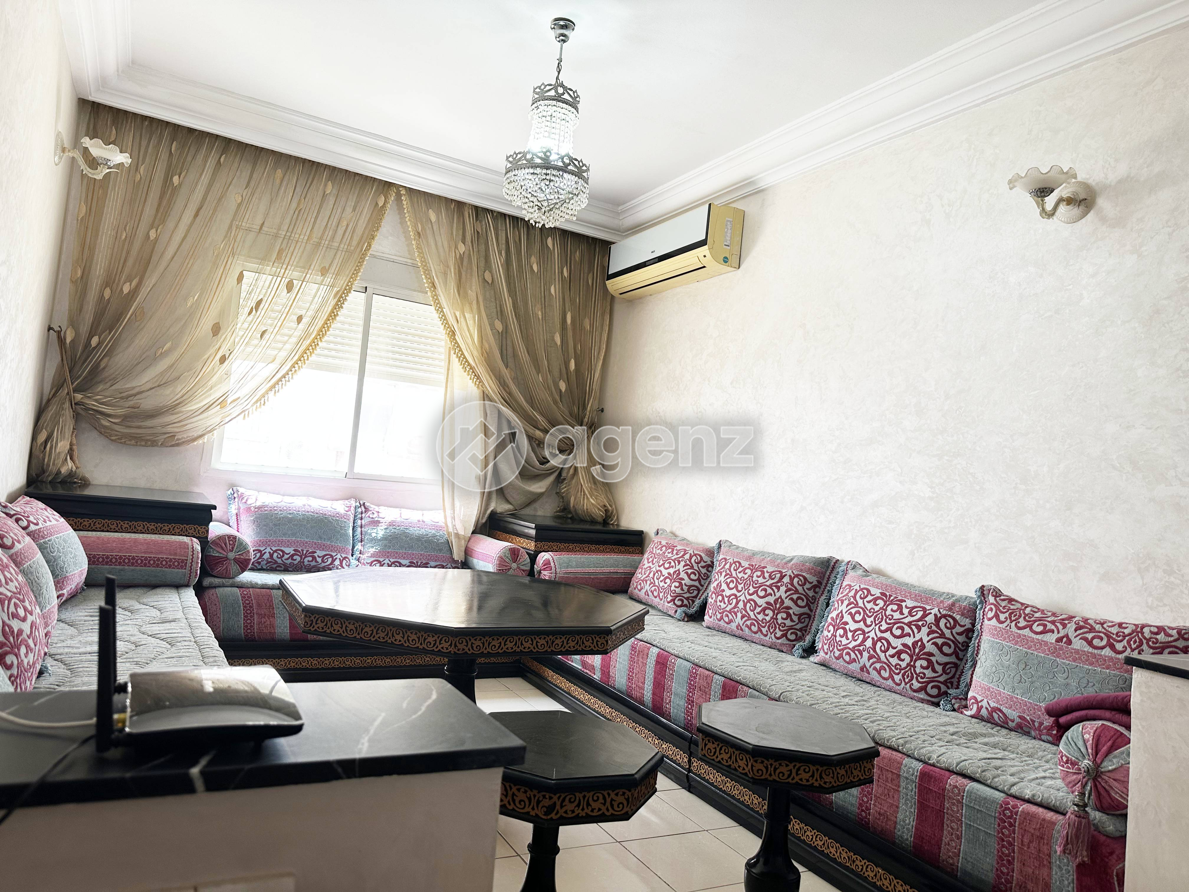 Appartement à vendre, 64 mètres carrés, dans le quartier Al-Salam, Agadir. — 2