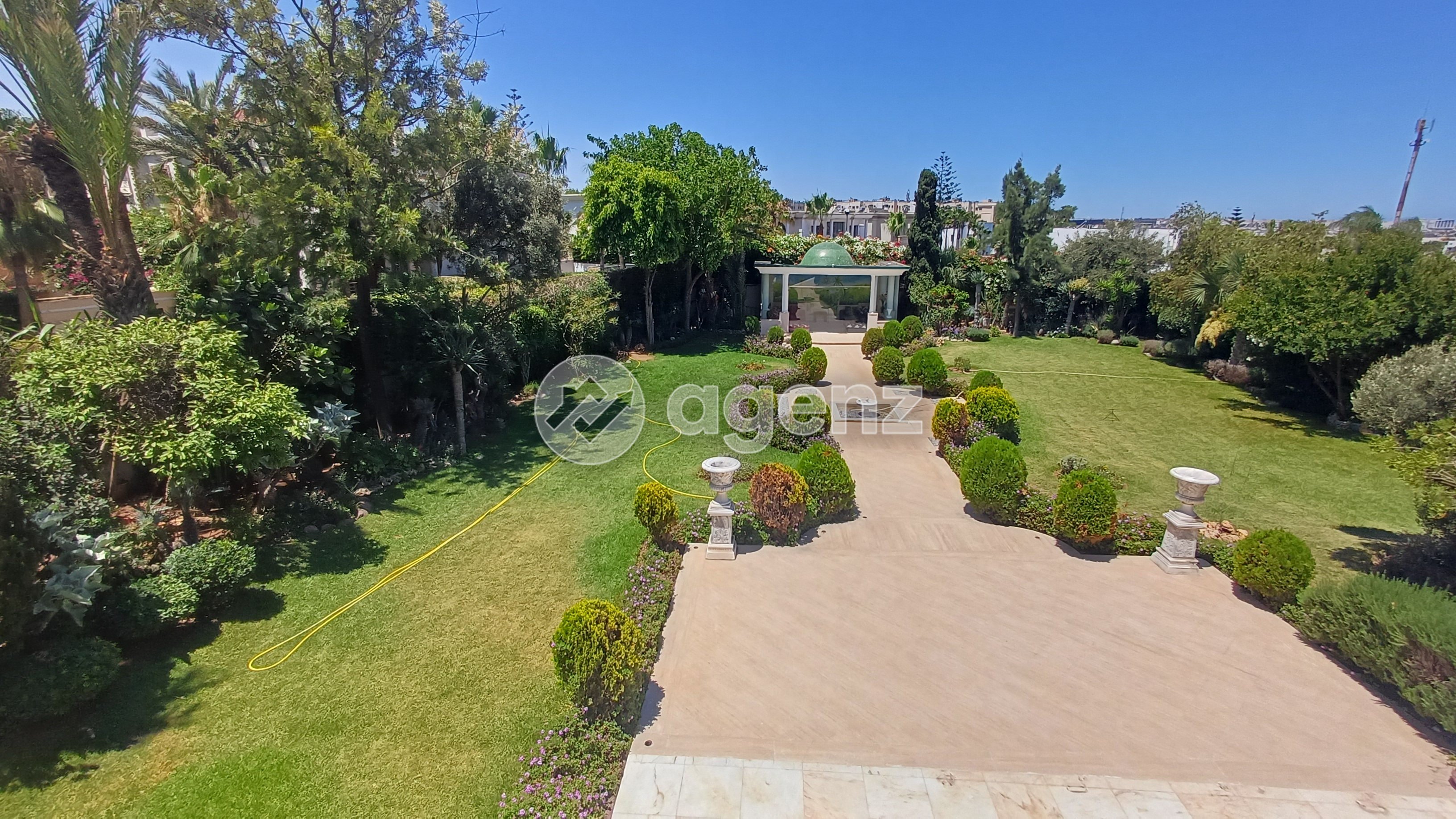 Terrain à vendre – Parfait pour construction villa — 4