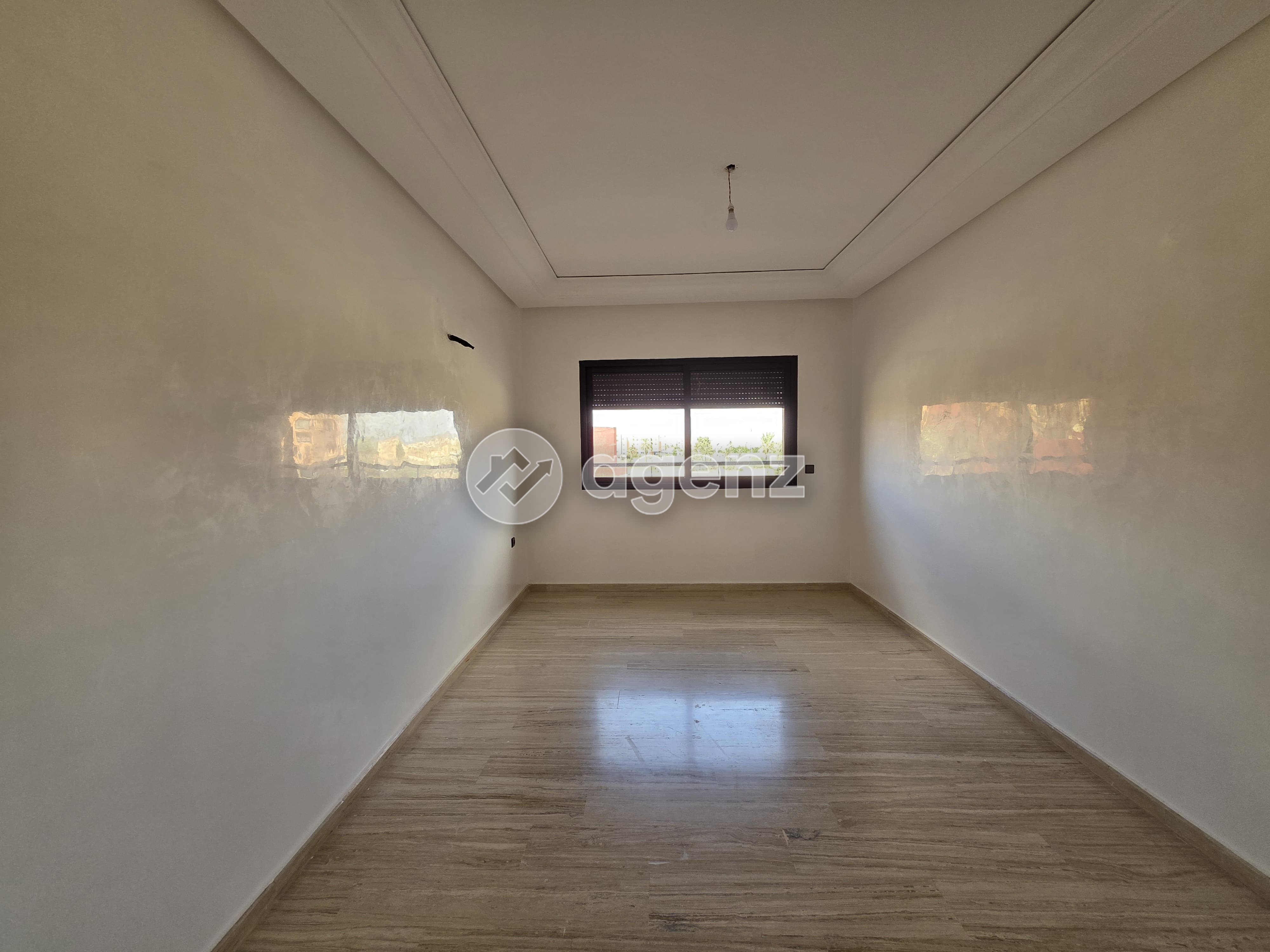 Vidéo de Appartement à Route de Safi - À 1 minute de McDonald's à Route de Safi, Marrakech | Agenz