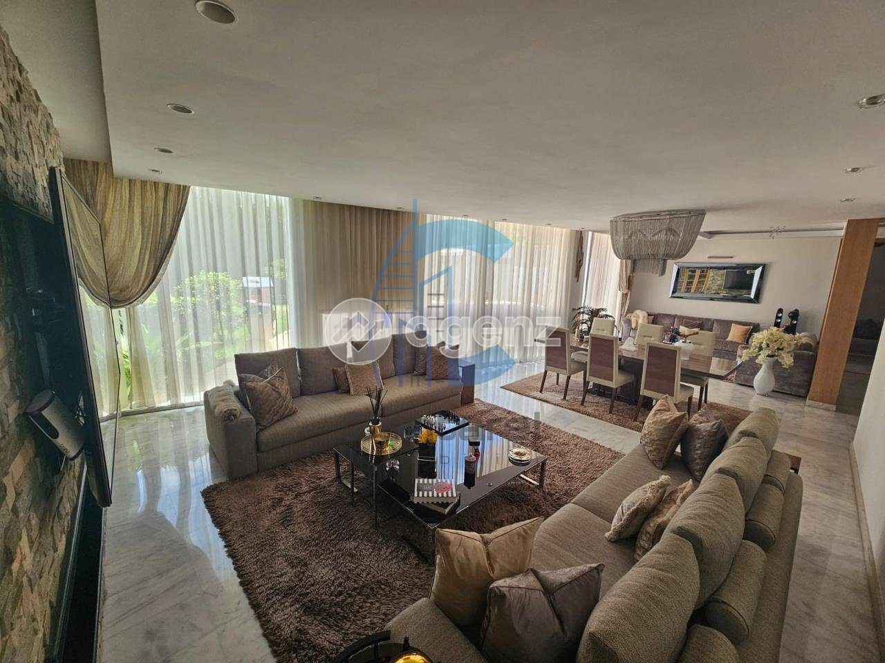 Villa — Bouskoura
