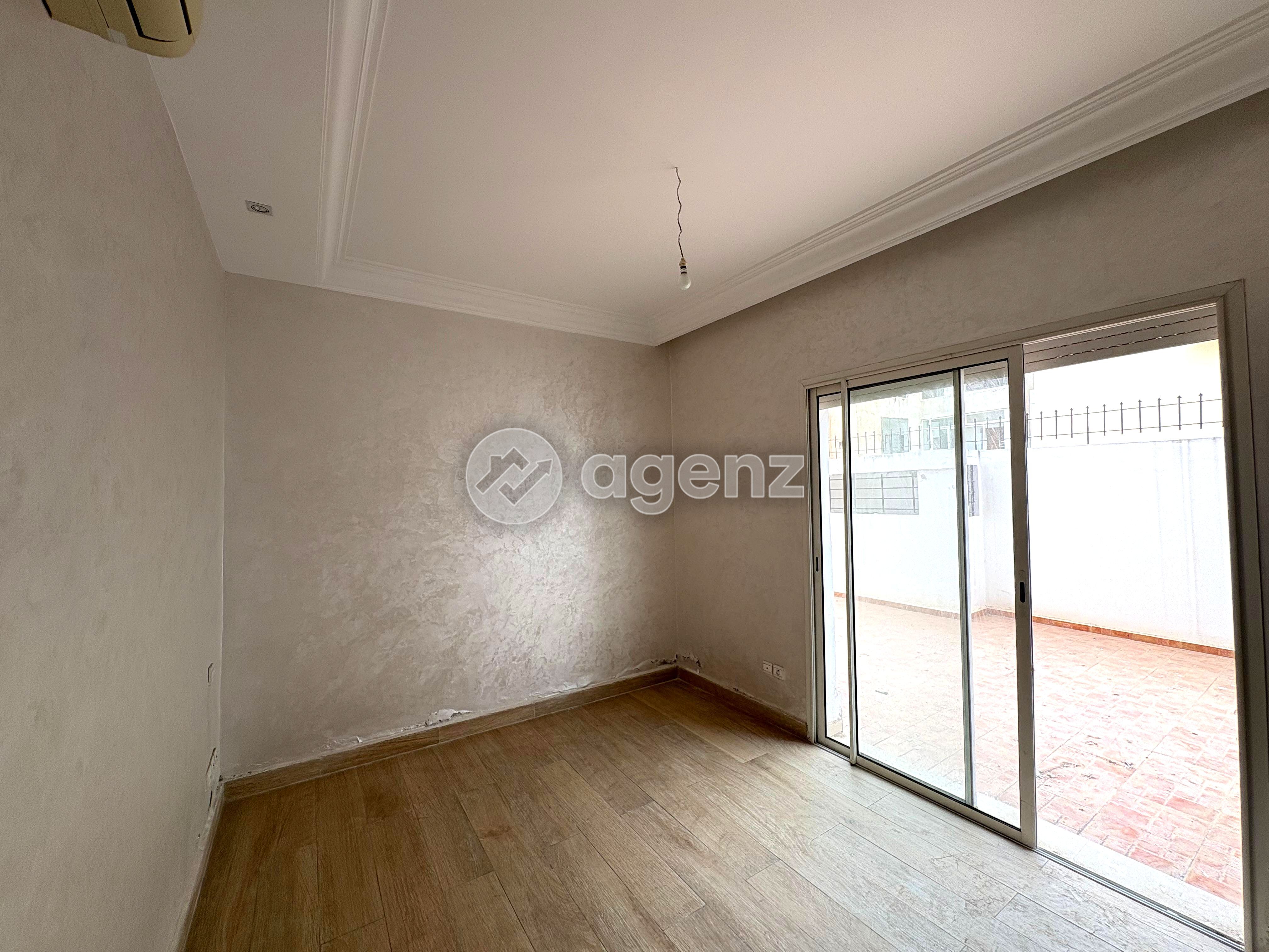 Appartement moderne à vendre à Bourgogne Ouest — 2