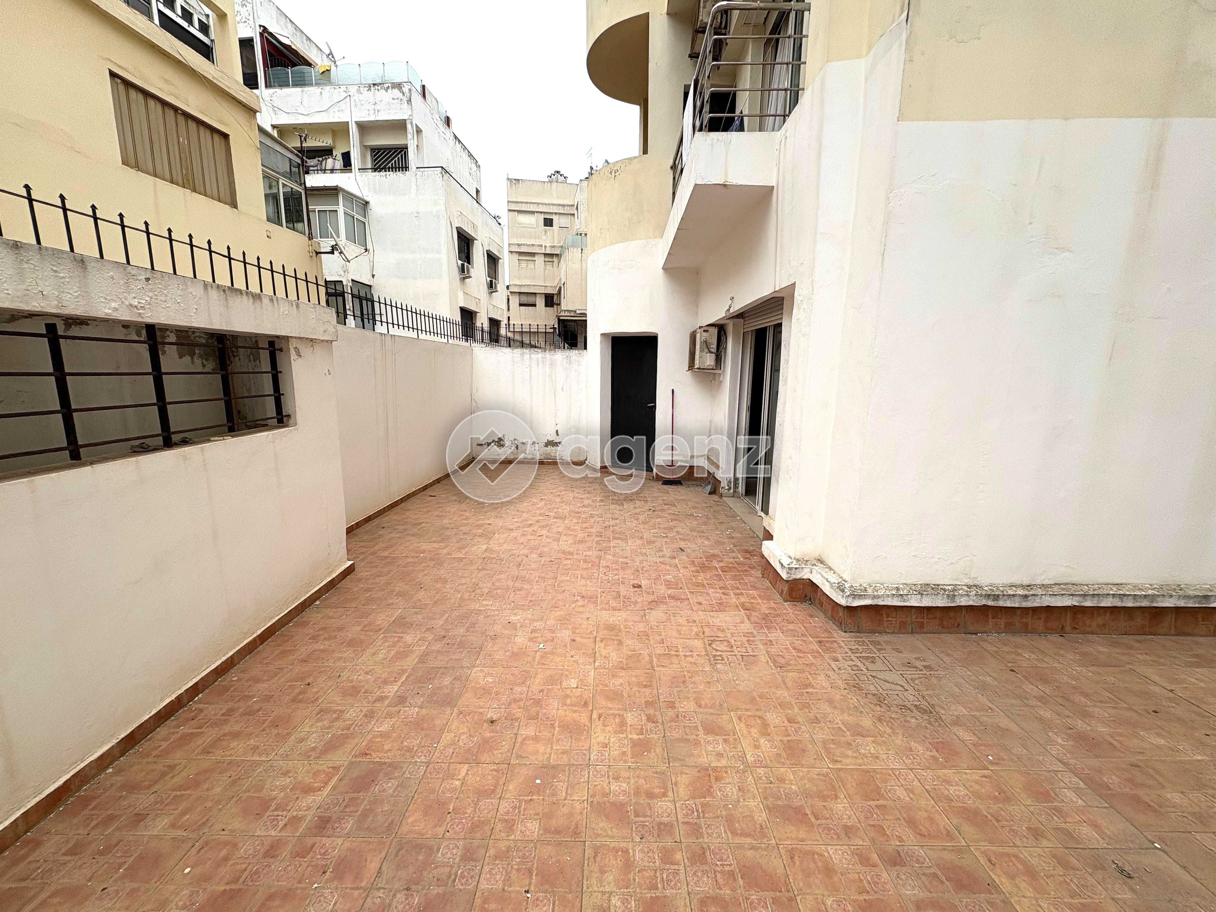 Appartement moderne à vendre à Bourgogne Ouest — 4