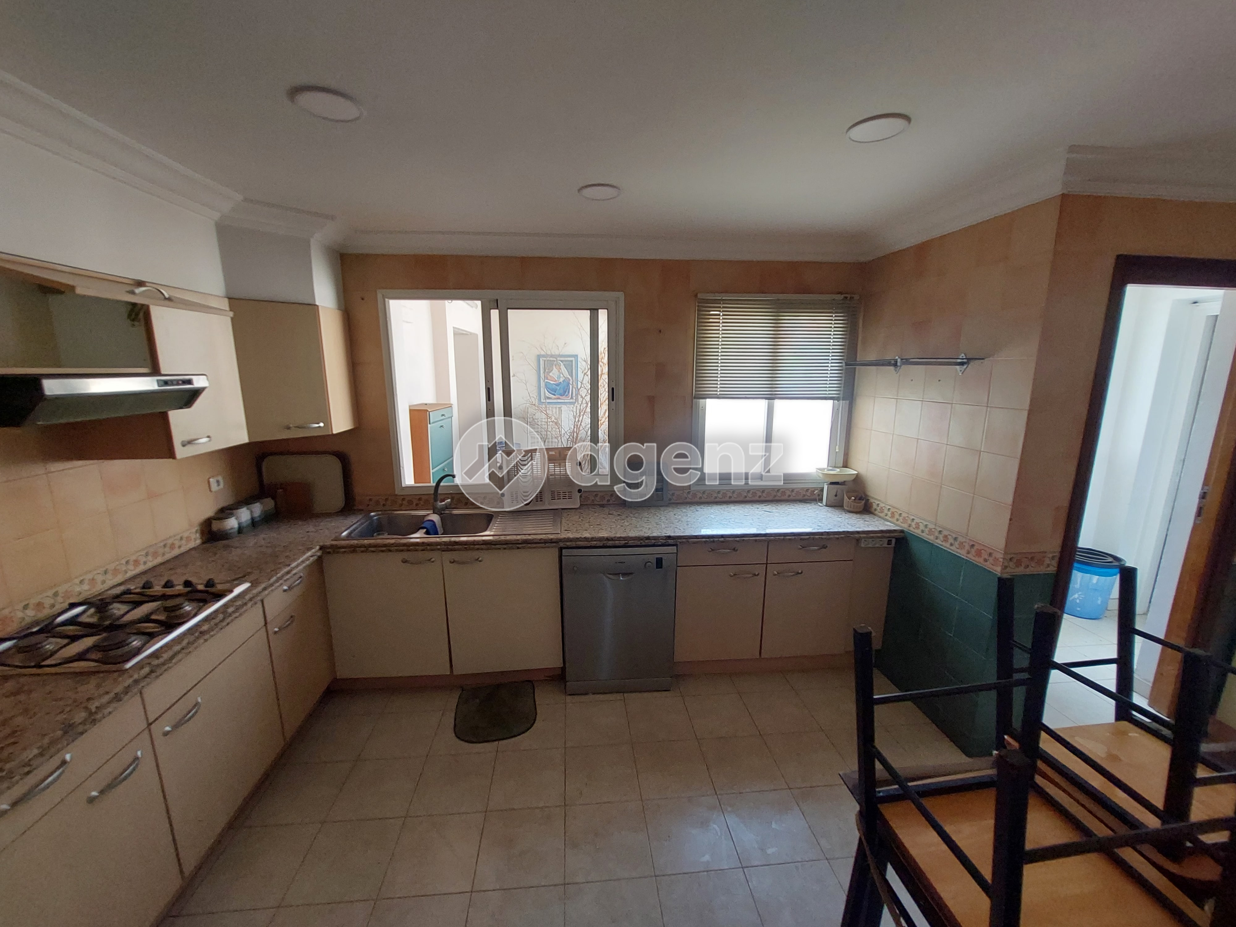 Appartement 167 m² f Californie — 3
