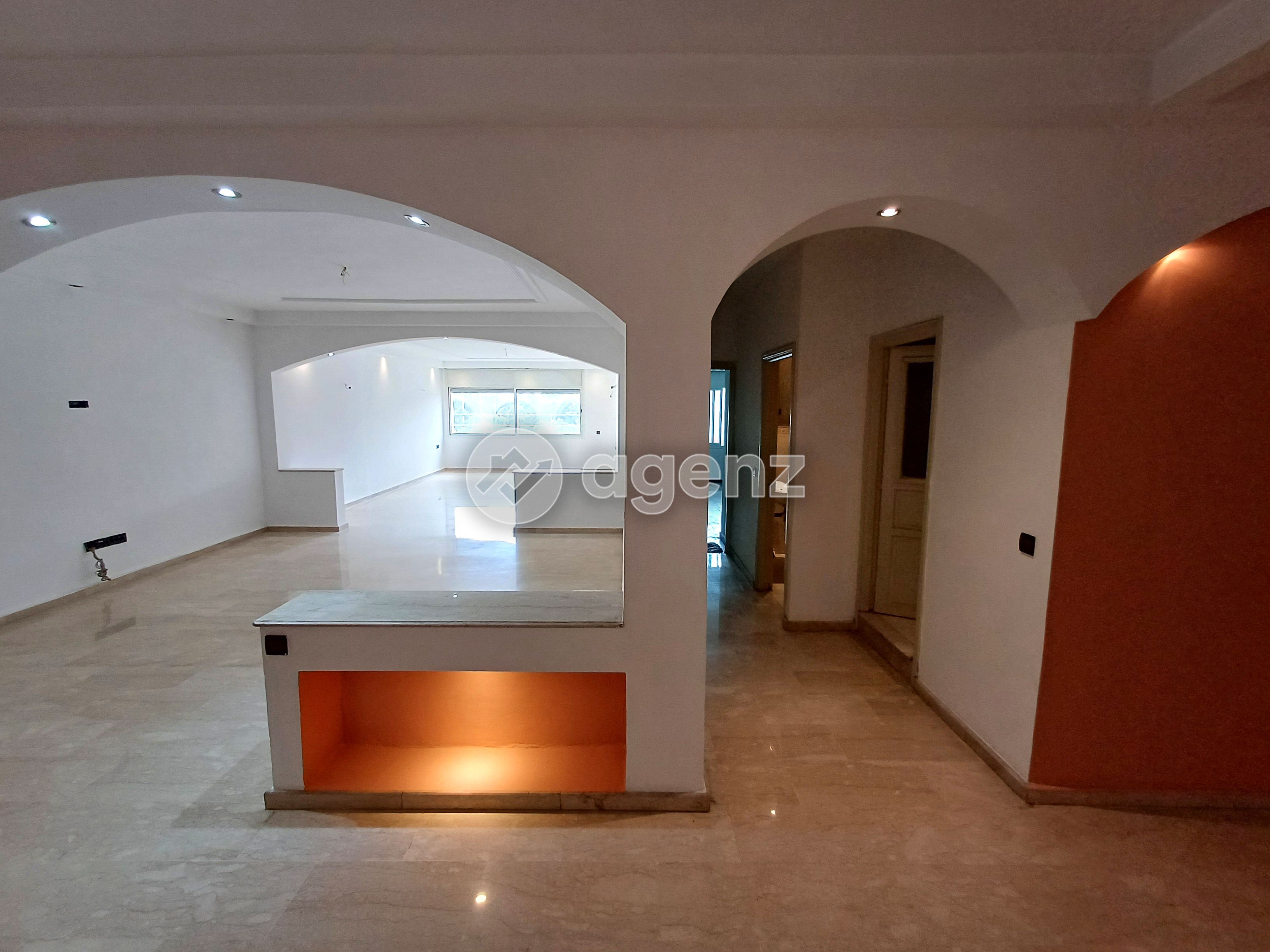 Appartement à vendre à Beauséjour — 5