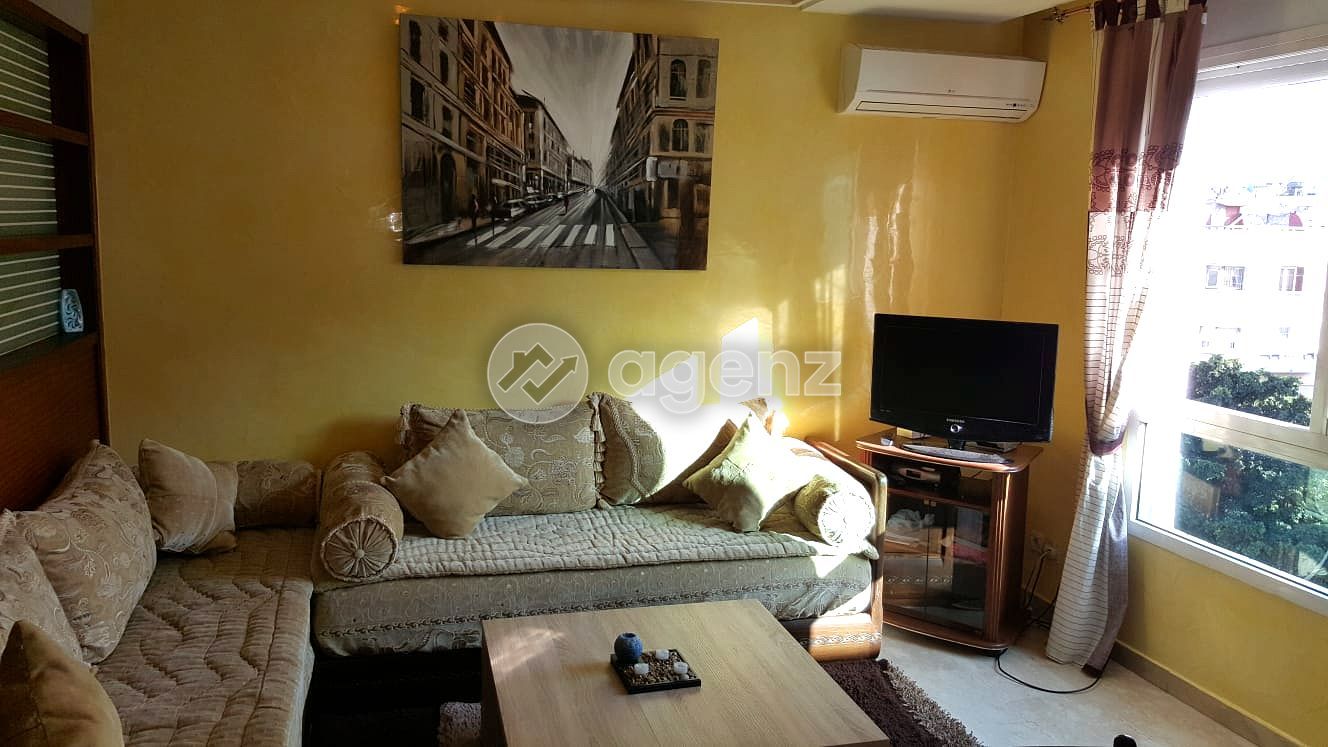 Studio Meuble a Mers Sultan — 2