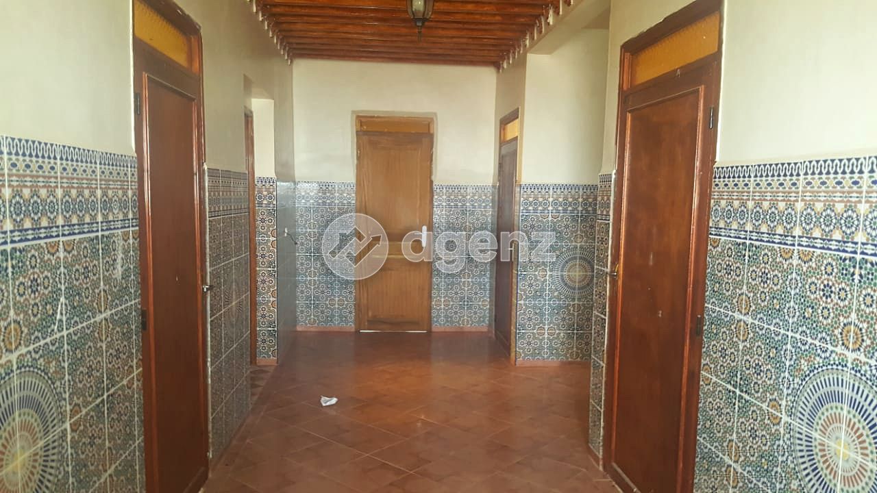 Ferme titrée de 1 hectare avec villa de 400 m² à vendre sur la Route d’Ourika – Marrakech — 4