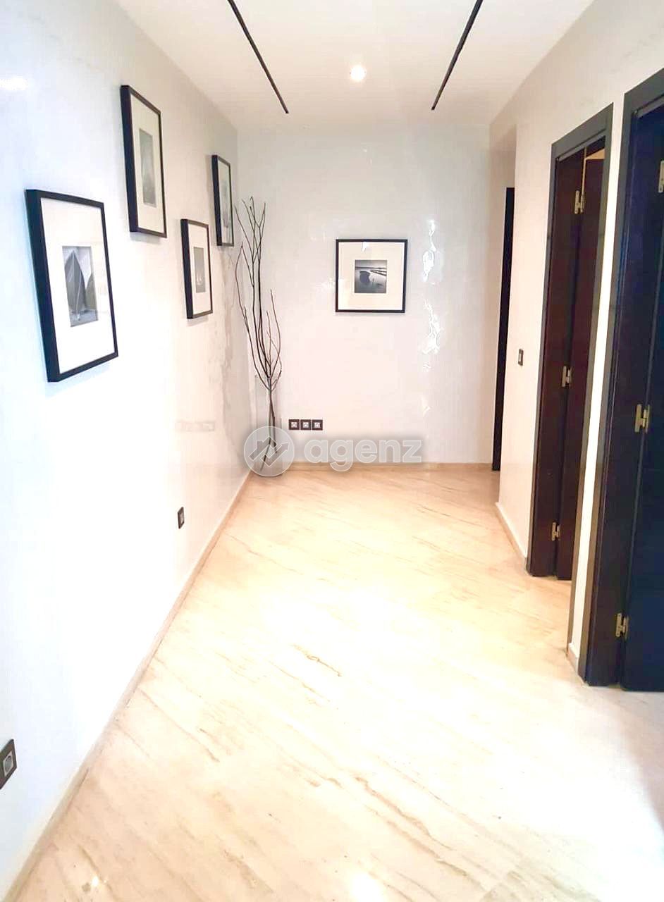 À vendre Appartement de 3 chambres sans vis-à-vis – Palmier — 3