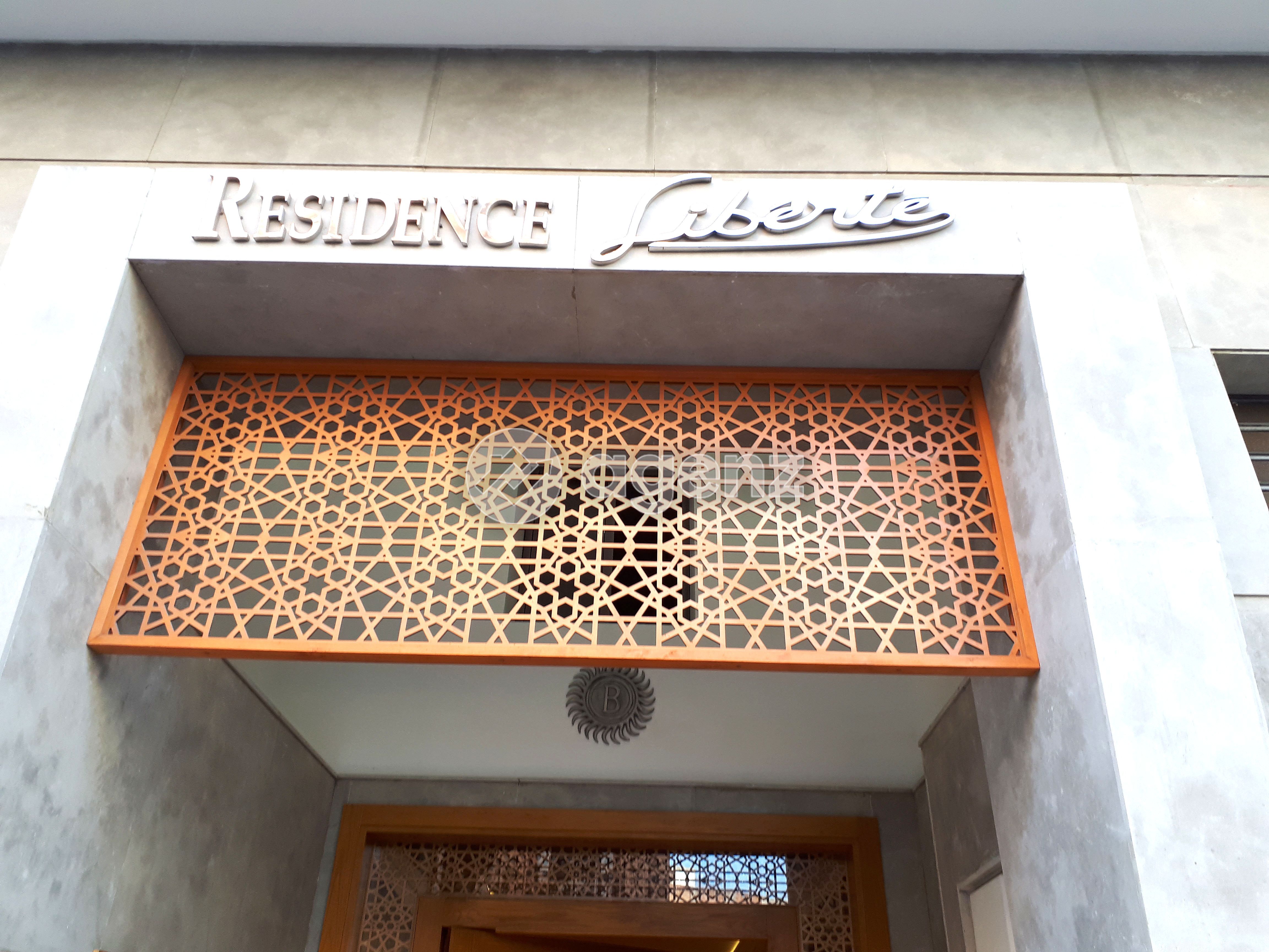 Élégant Appartement de 1 chambre à louer à Liberté au centre ville — 2