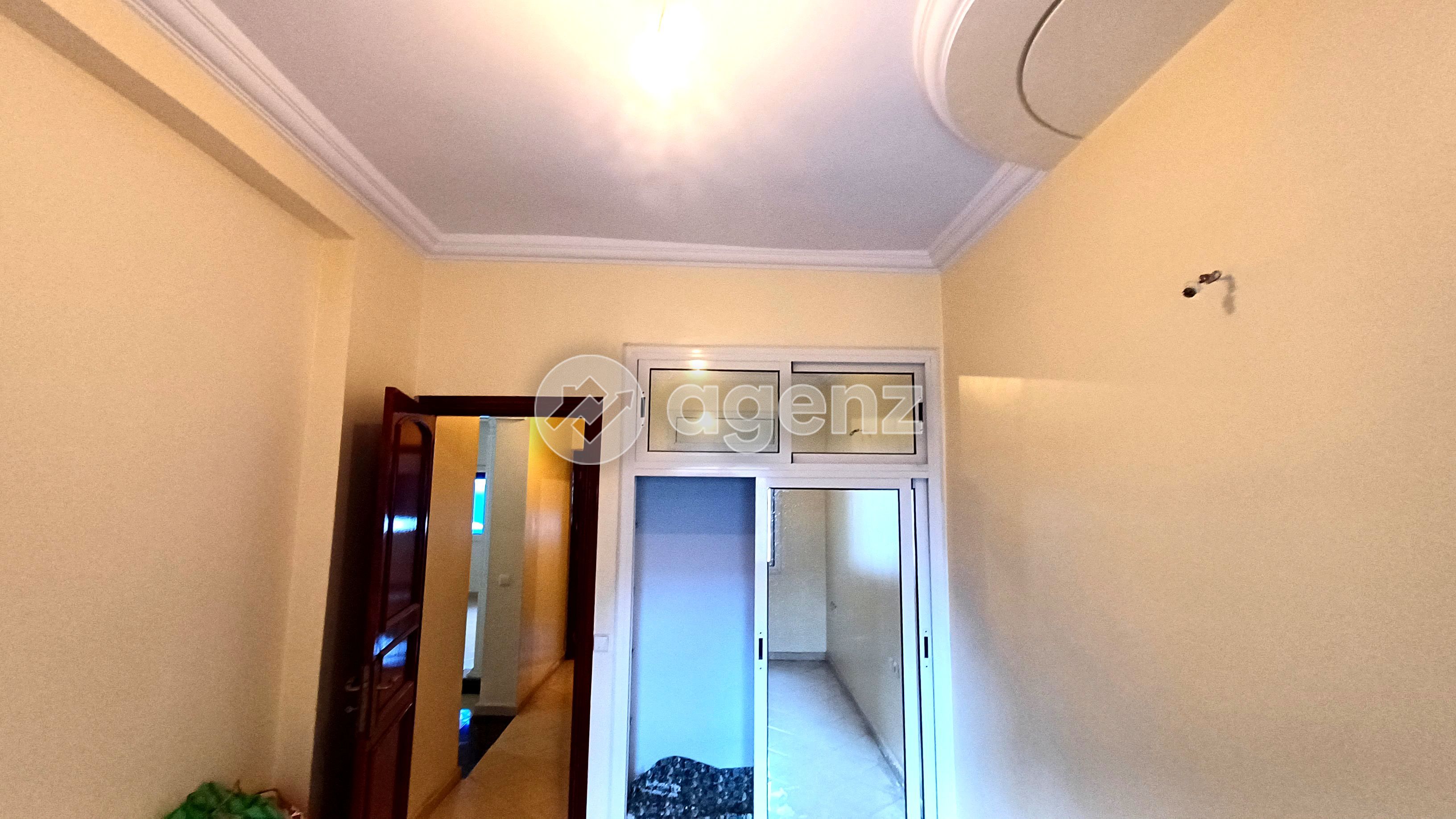 APPARTEMENT CONFORTABLE À MEKNES — 2
