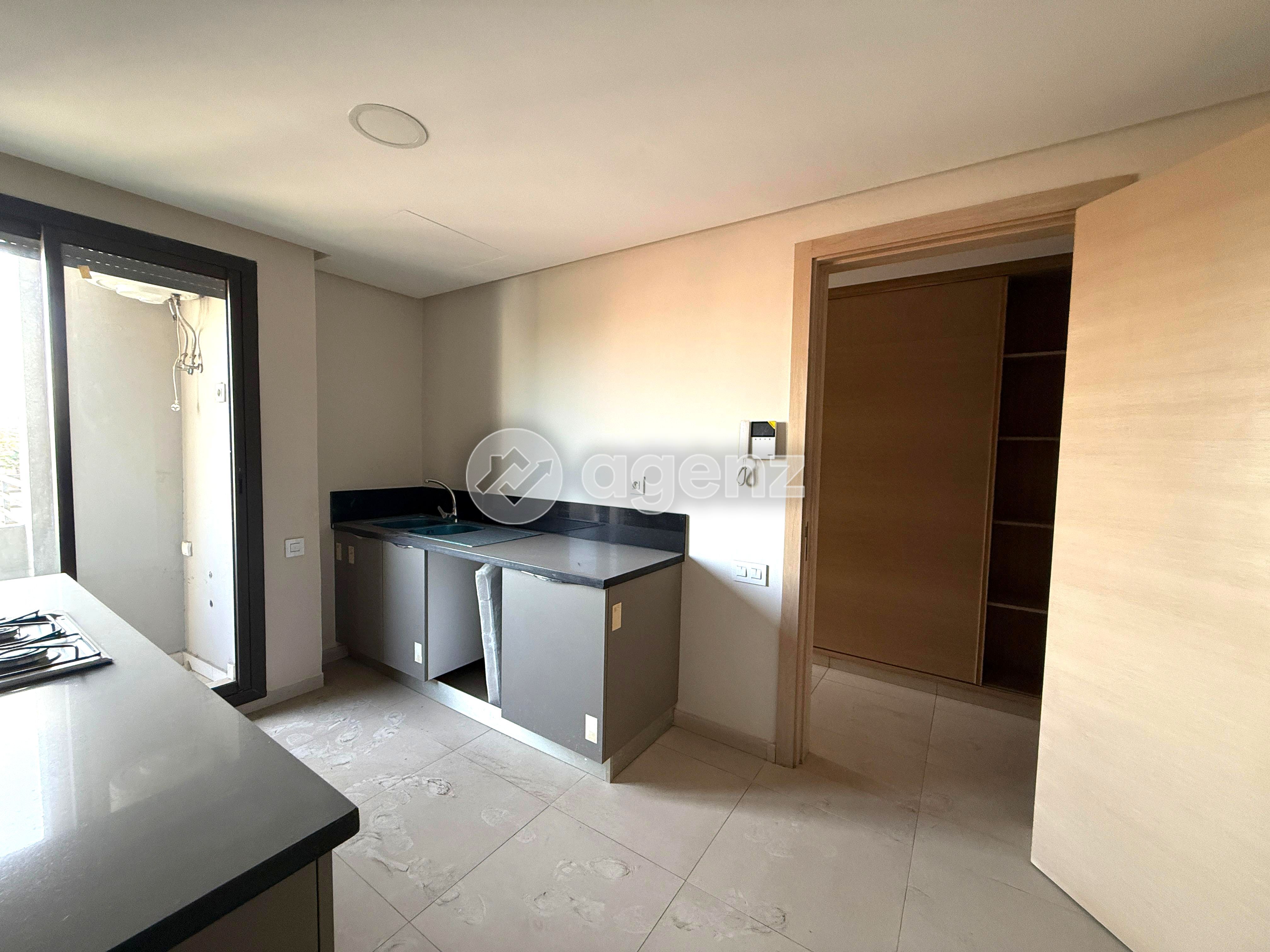 Charmant Appartement de 3 chambres à vendre à Oasis — 5