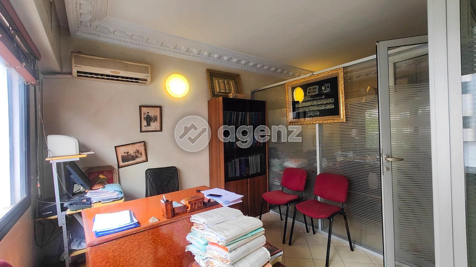 Bureau professionnel - Emplacement recherché — 5