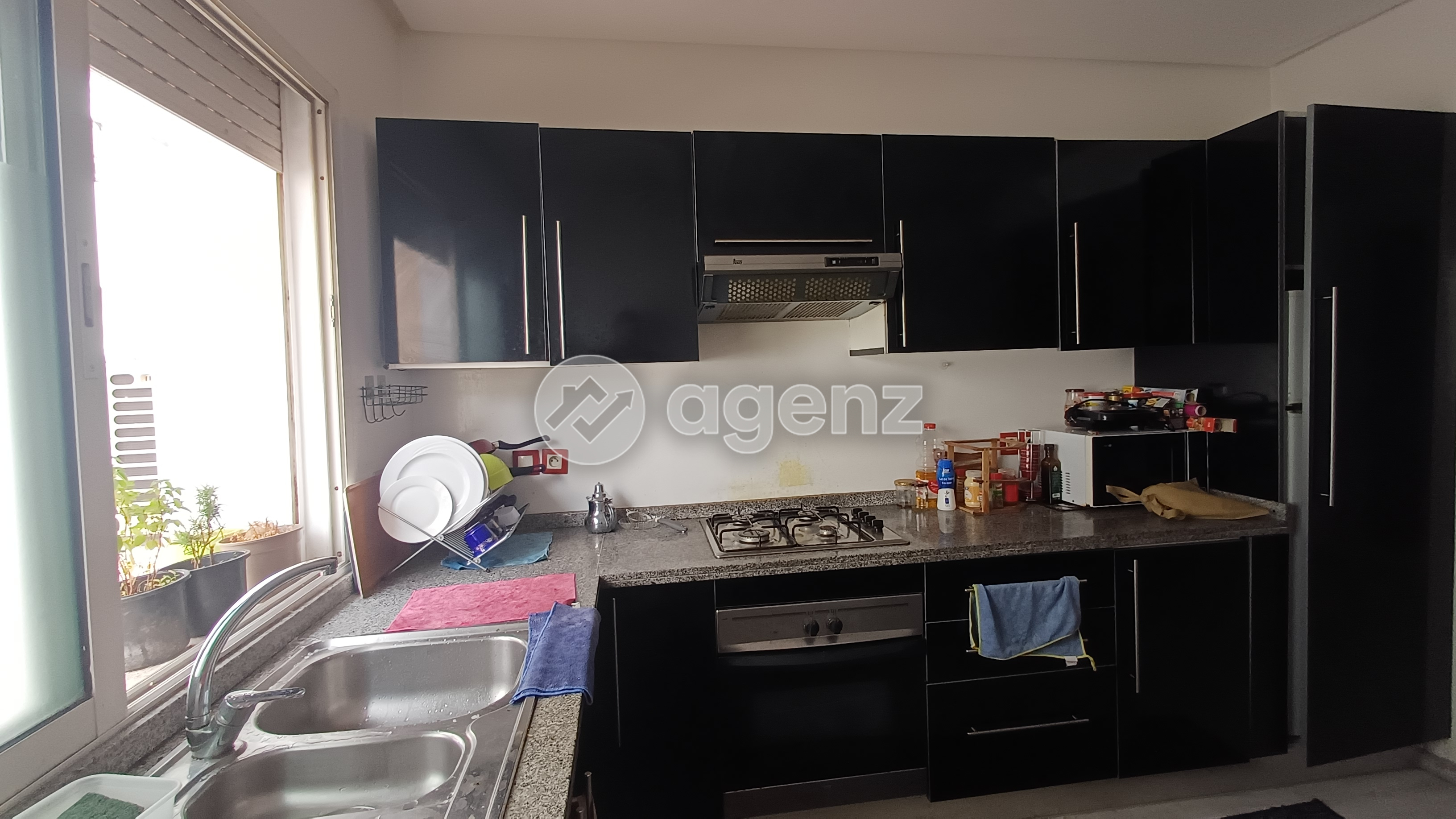 Studio bien situé – Idéal pour investisseur ou premier achat — 3