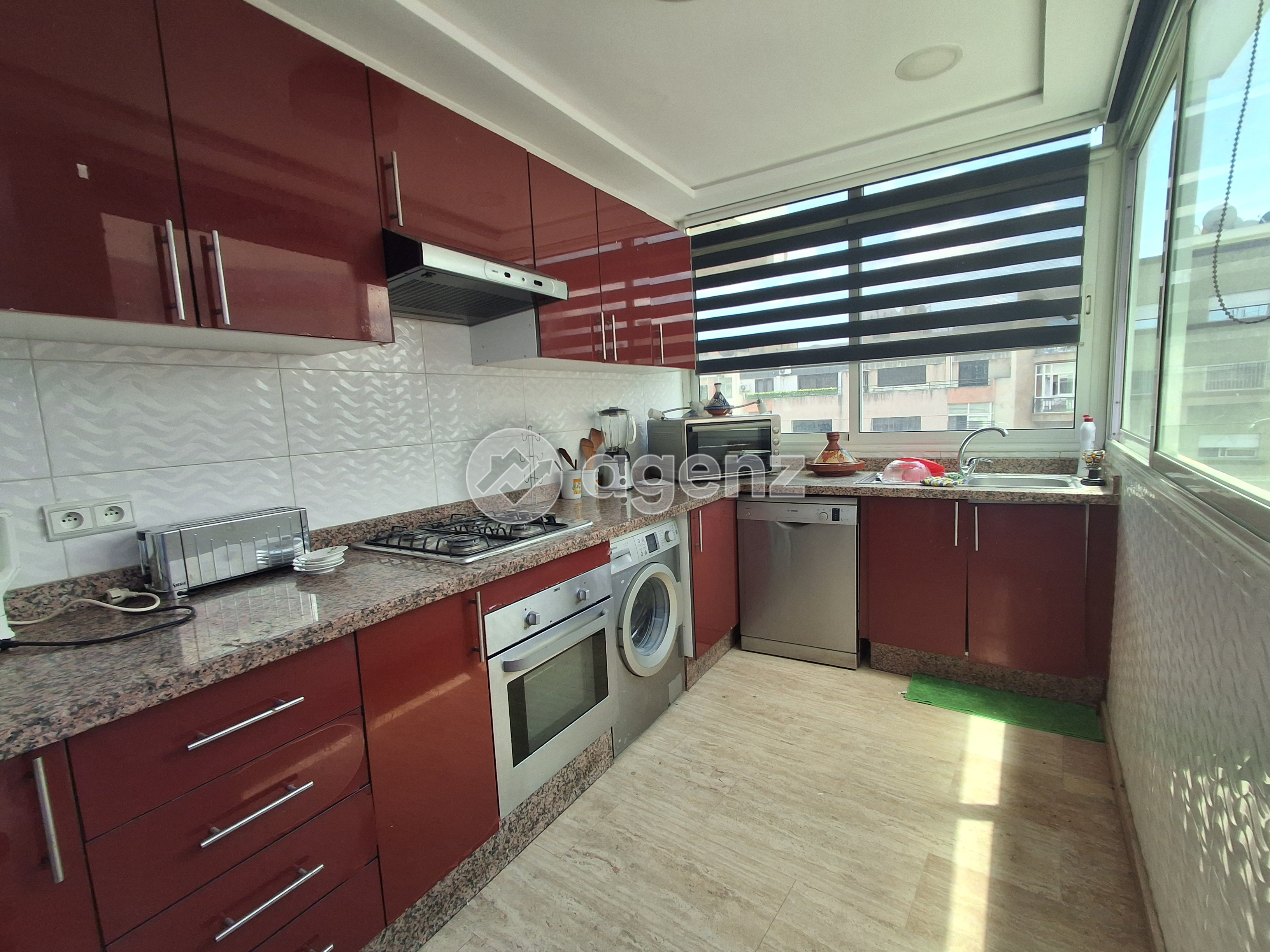 Appartement 200 m² f Les hôpitaux — 3