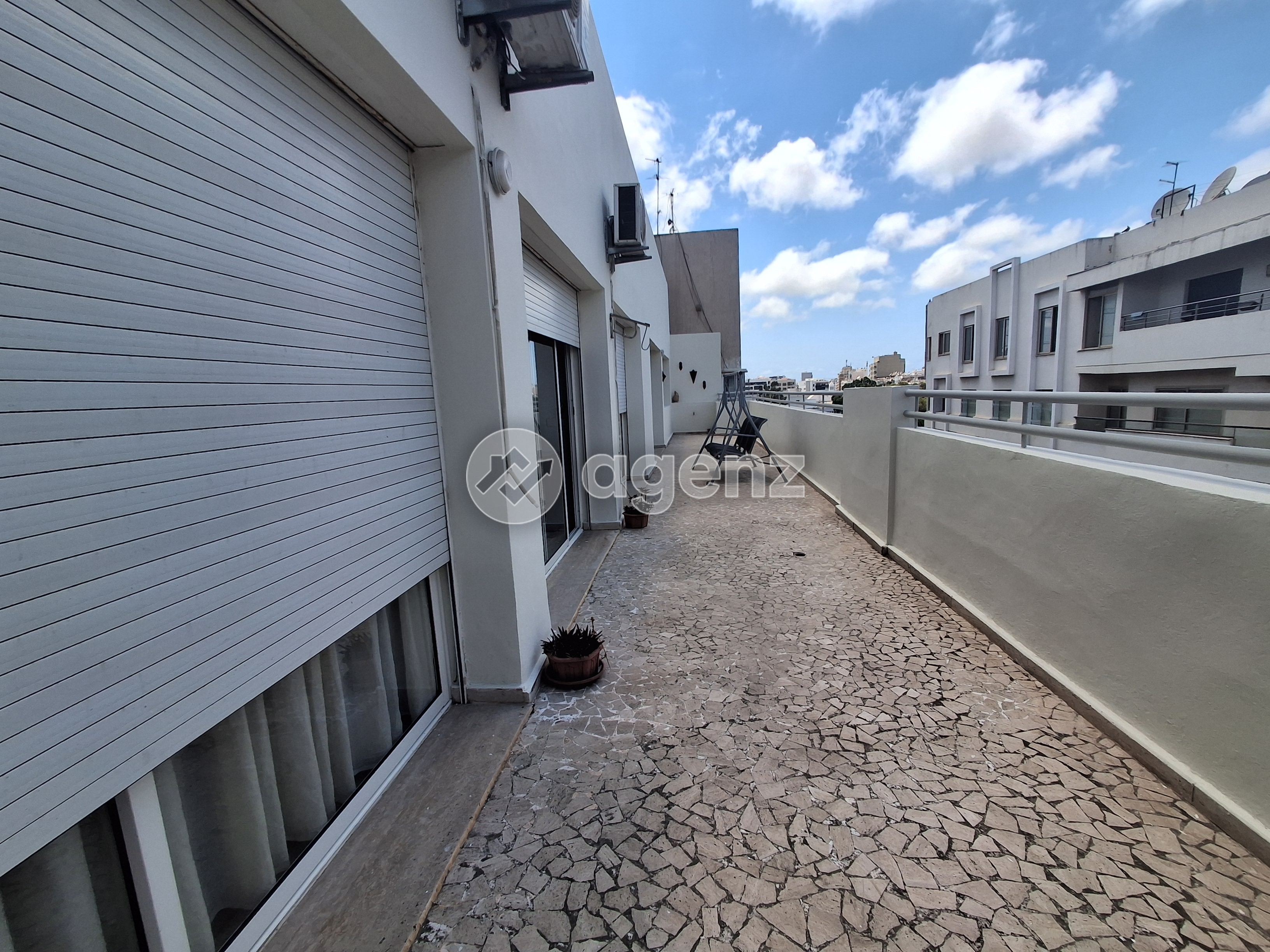 Appartement 200 m² f Les hôpitaux — 5
