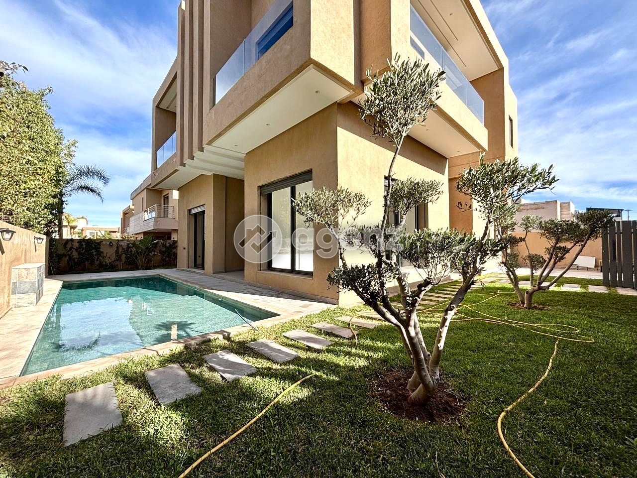 Villa neuve 4 suites à vendre sur Noria Golf
