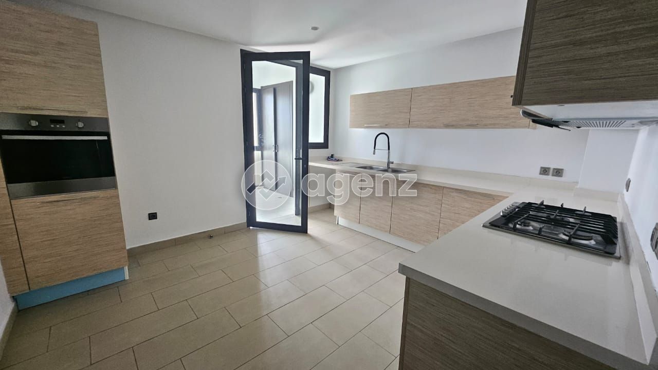 Appartement 203 m² à Hay Alfarah — 5