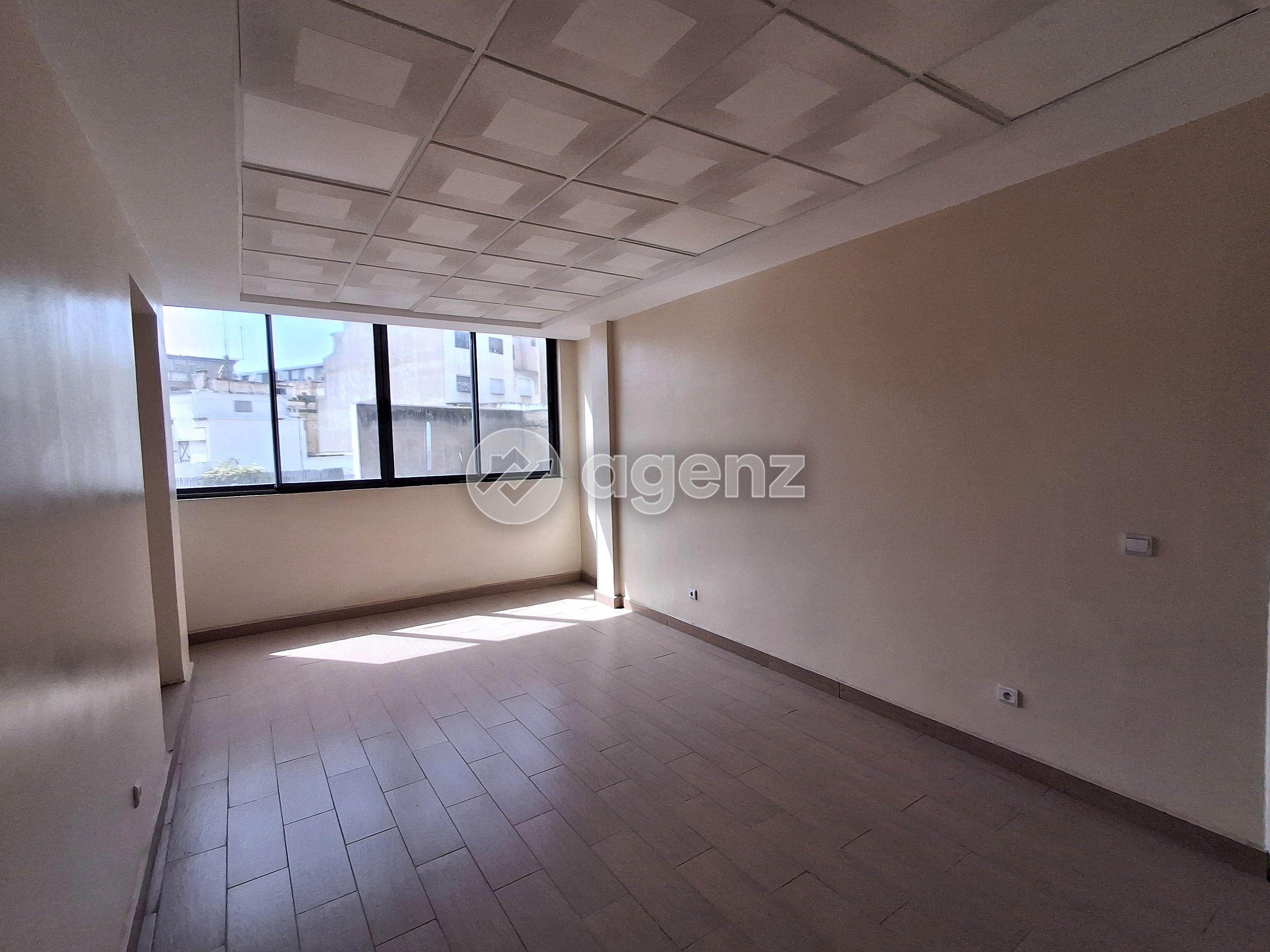 Bureau de 103 m² à Foncière - Casablanca