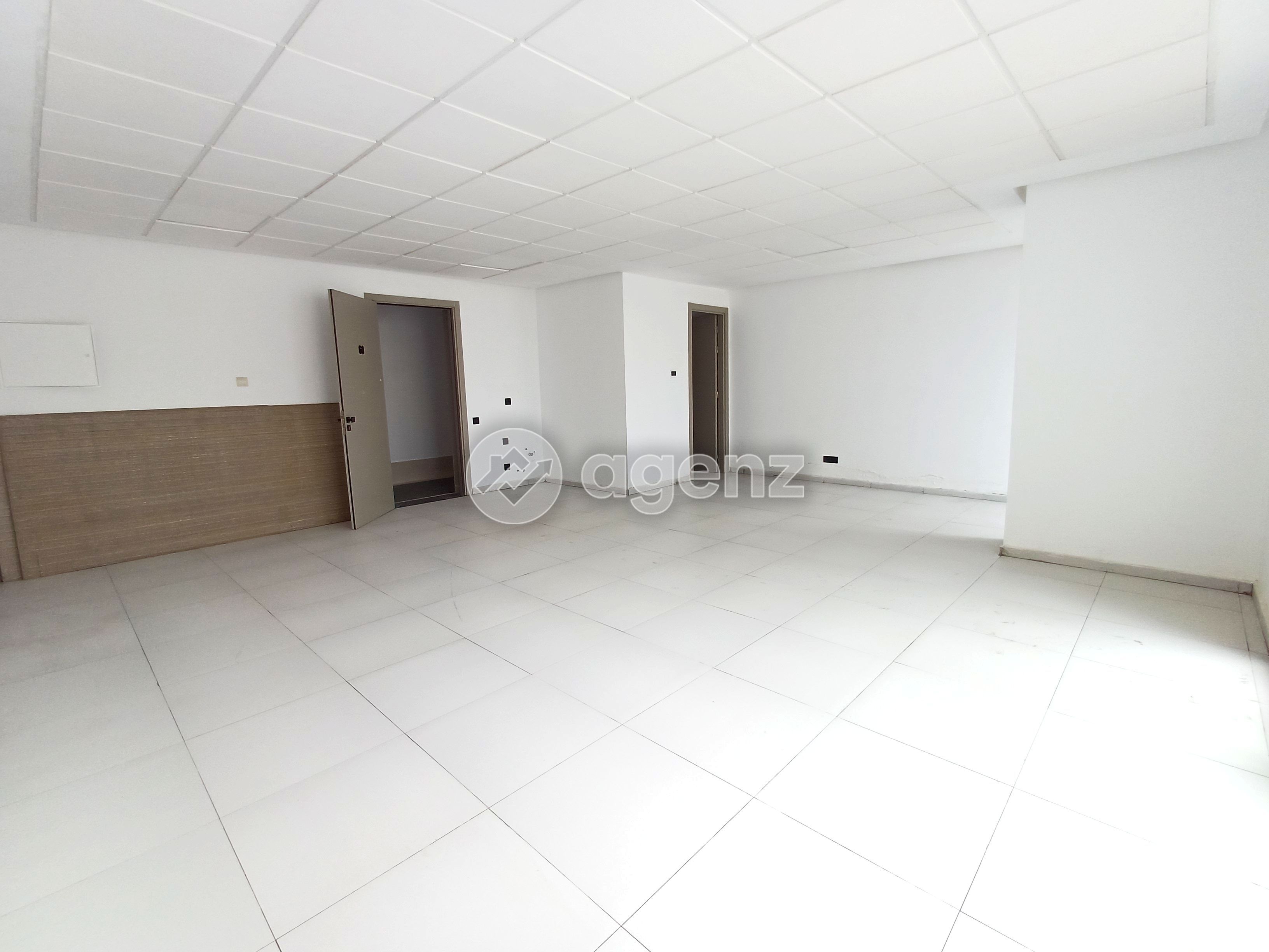 Bureau 62 m² à Bourgogne Ouest — 5