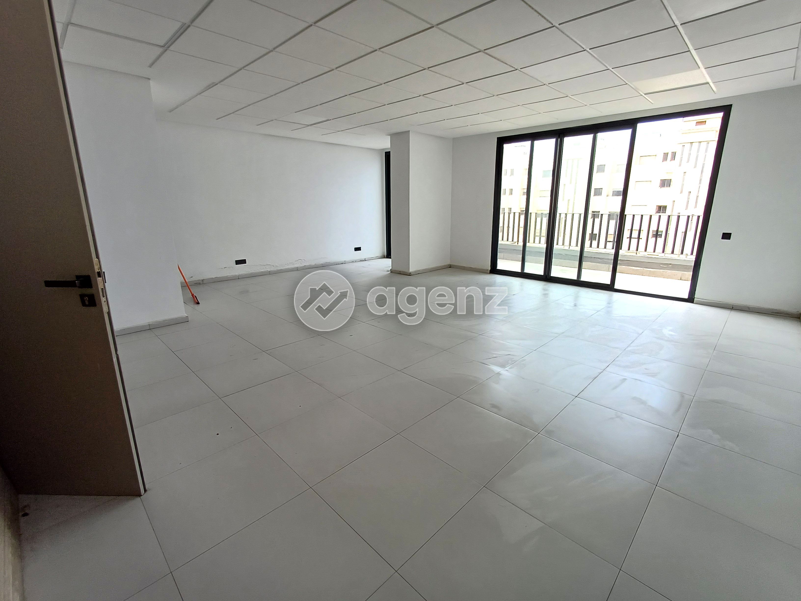 Bureau 62 m² à Bourgogne Ouest — 2