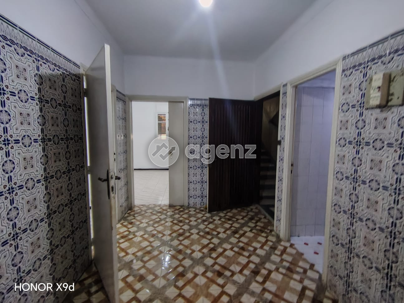 BUREAU SUR LE BD SOUHAIB ROMI 5500 DH  — 2