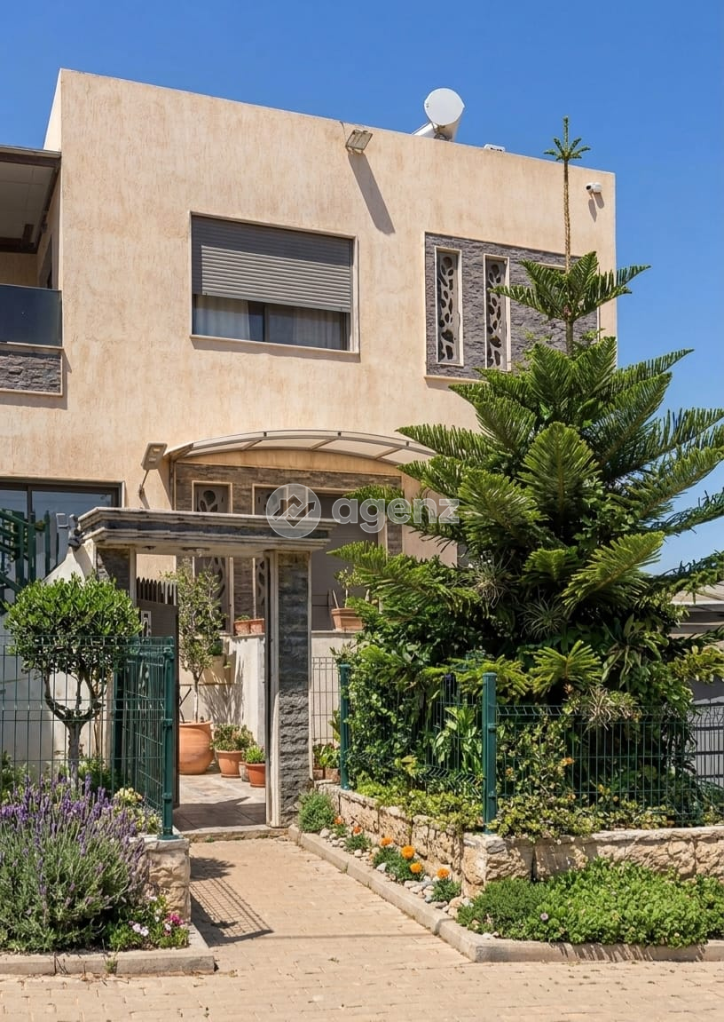 Villa avec piscine - Espace et confort — 3
