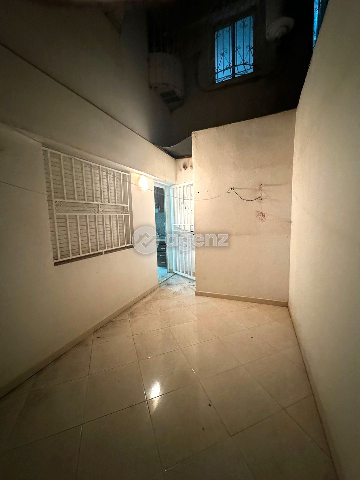 PROFITEZ D’UN APPARTEMENT FONCTIONNEL ET LUMINEUX — 4