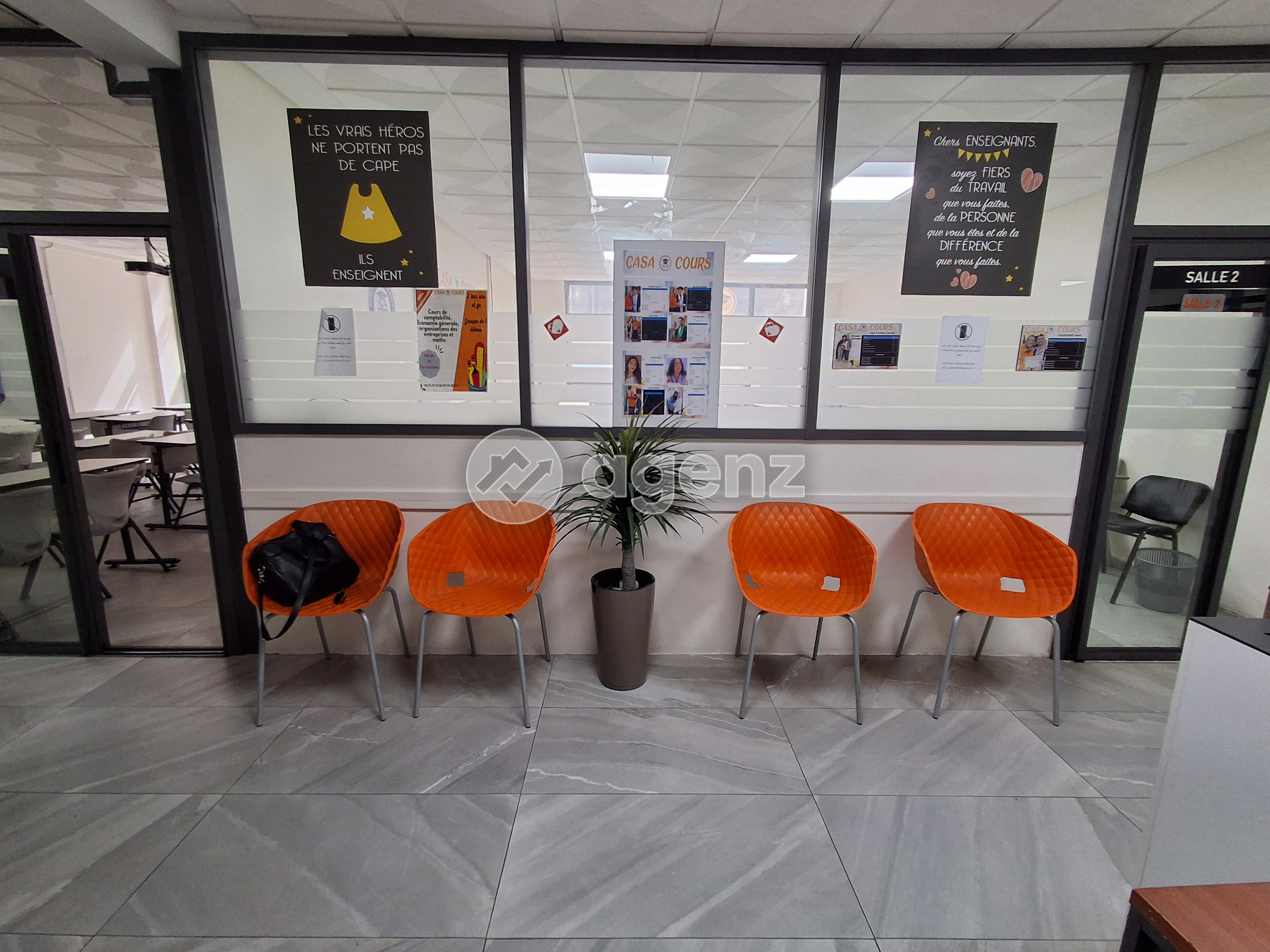 Bureau professionnel - Idéal pour un centre de formation — 4