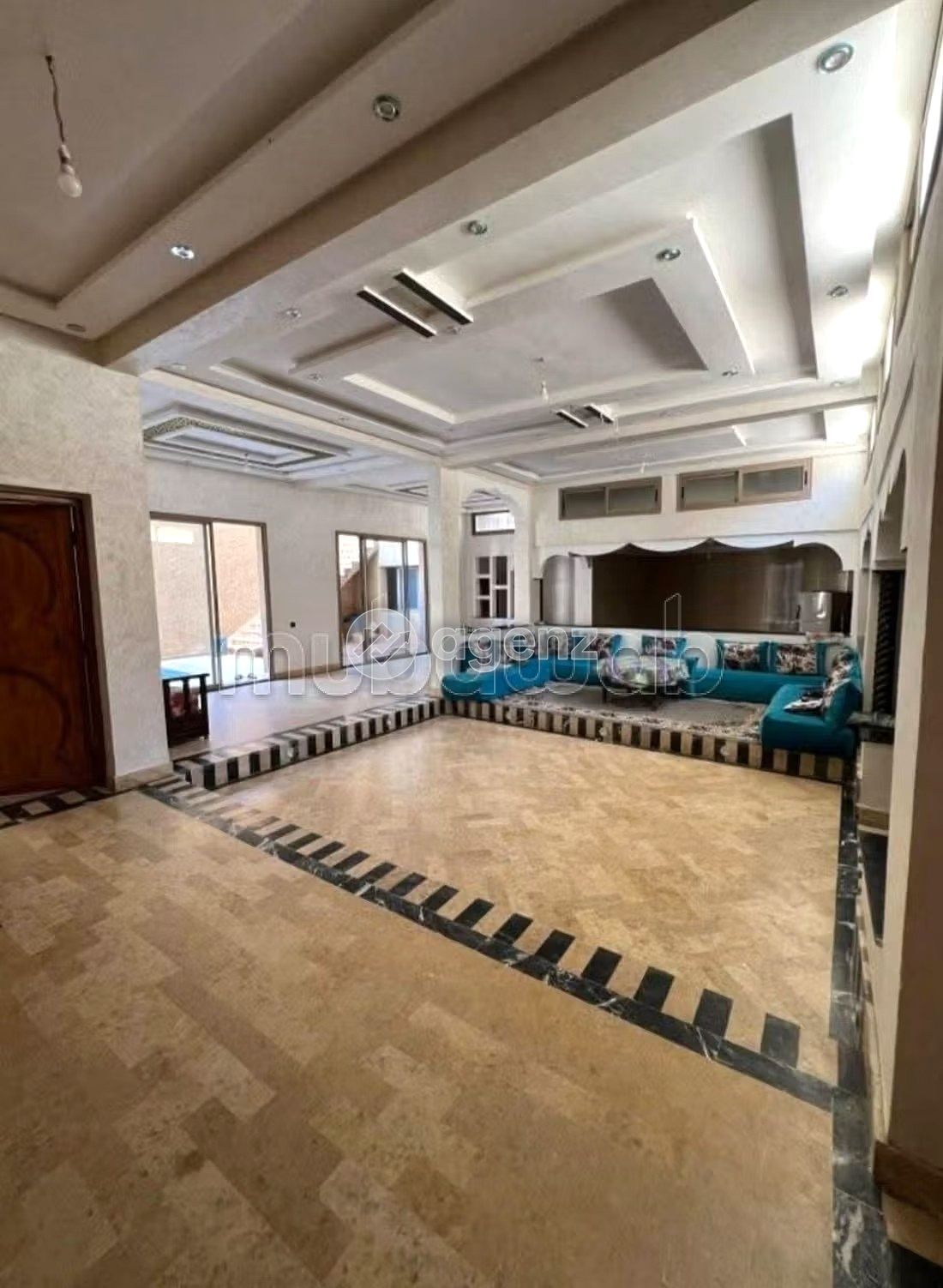 Villa moderne 3 façades avec piscine à Marrakech — 5