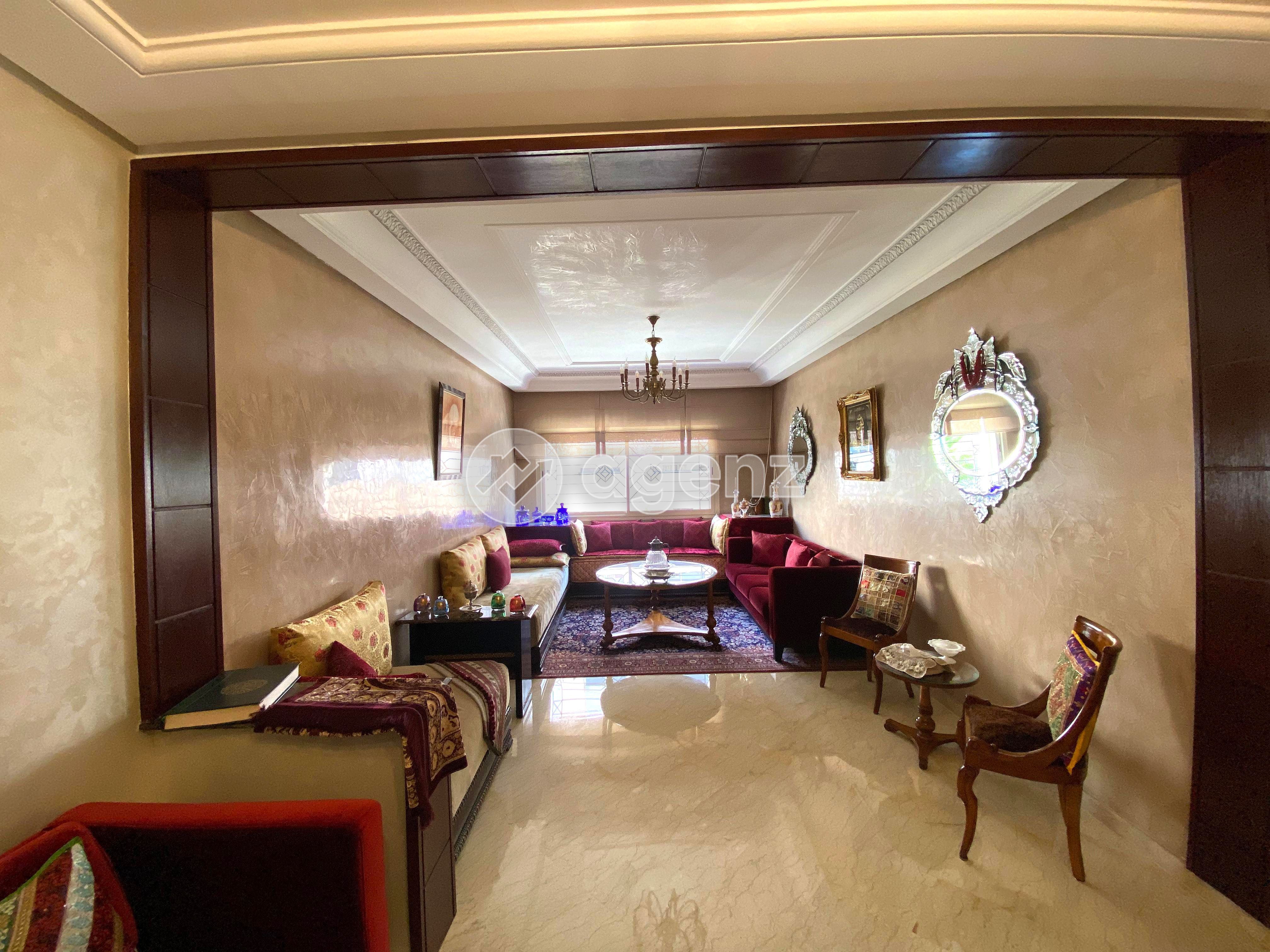 Splendide Appartement de 2 chambres à vendre à Californie — 5