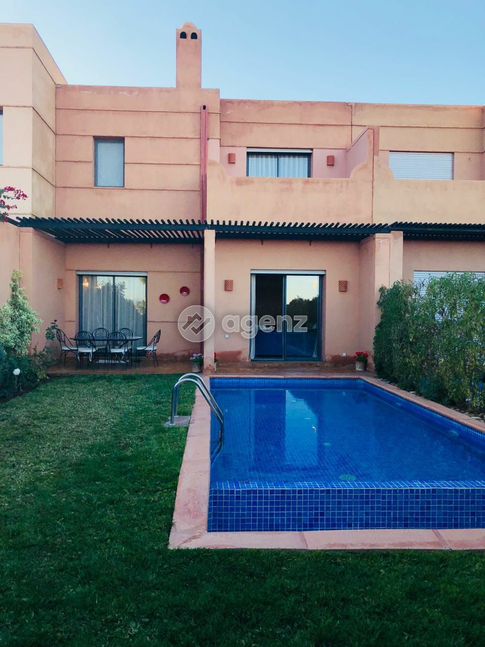 Prestigieux villa de 3 chambres à vendre à Route d'Ourika