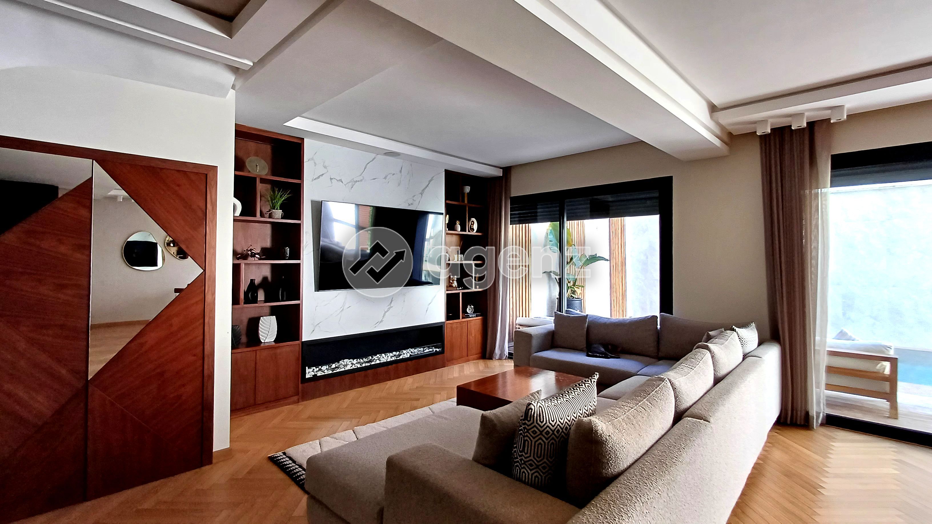 VIVEZ LE LUXE À MANSSOURIA – VILLA MODERNE AVEC PISCINE ET ROOFTOP — 2