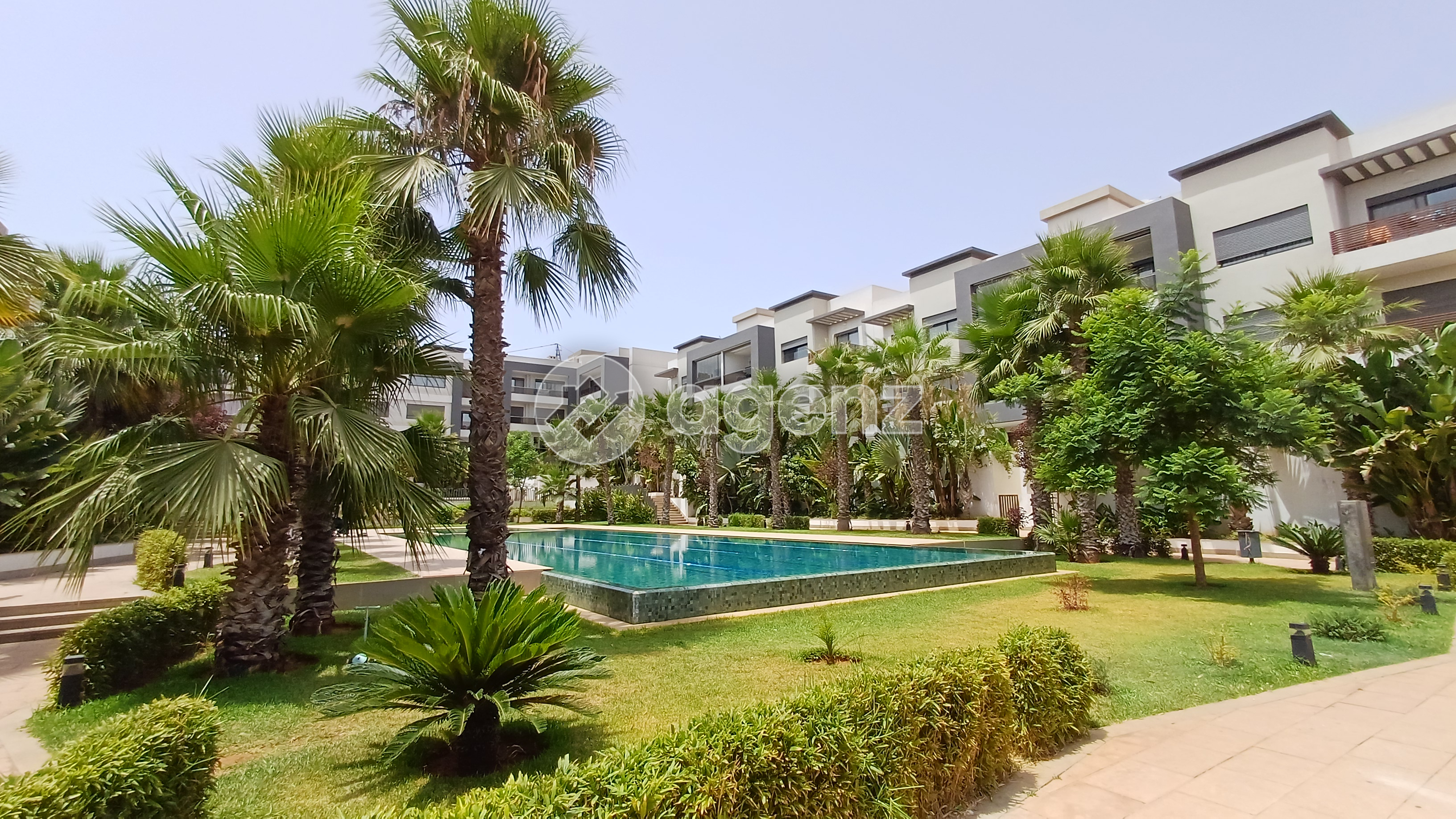 Appartement 215 m² – Ville Verte, terrasse 70 m², piscines