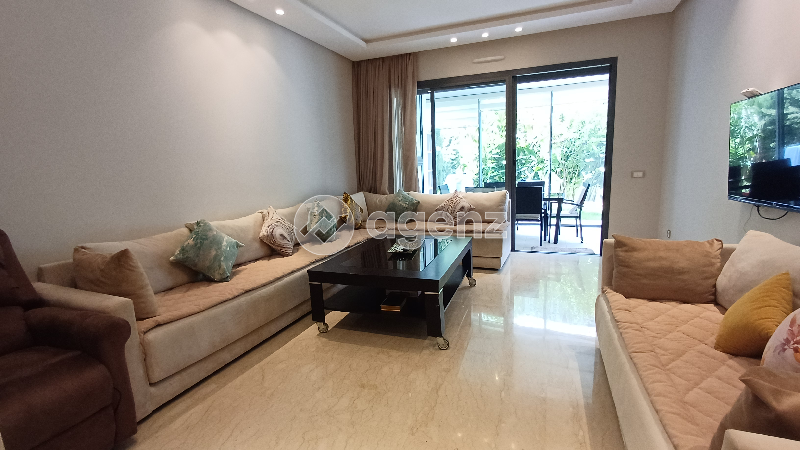 Appartement 215 m² – Ville Verte, terrasse 70 m², piscines — 2