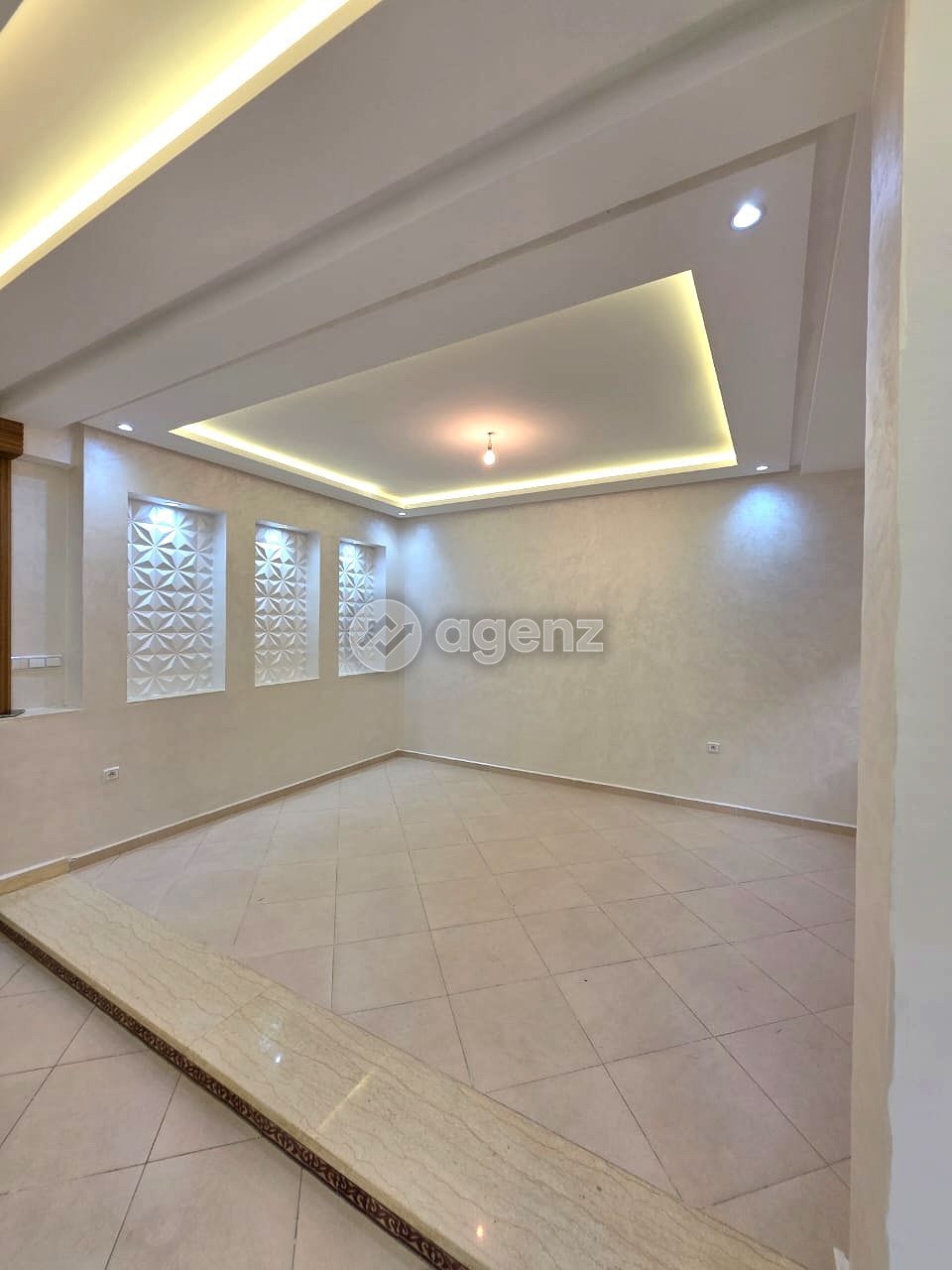 Bel appartement de 120m2 avec terrasse privative.