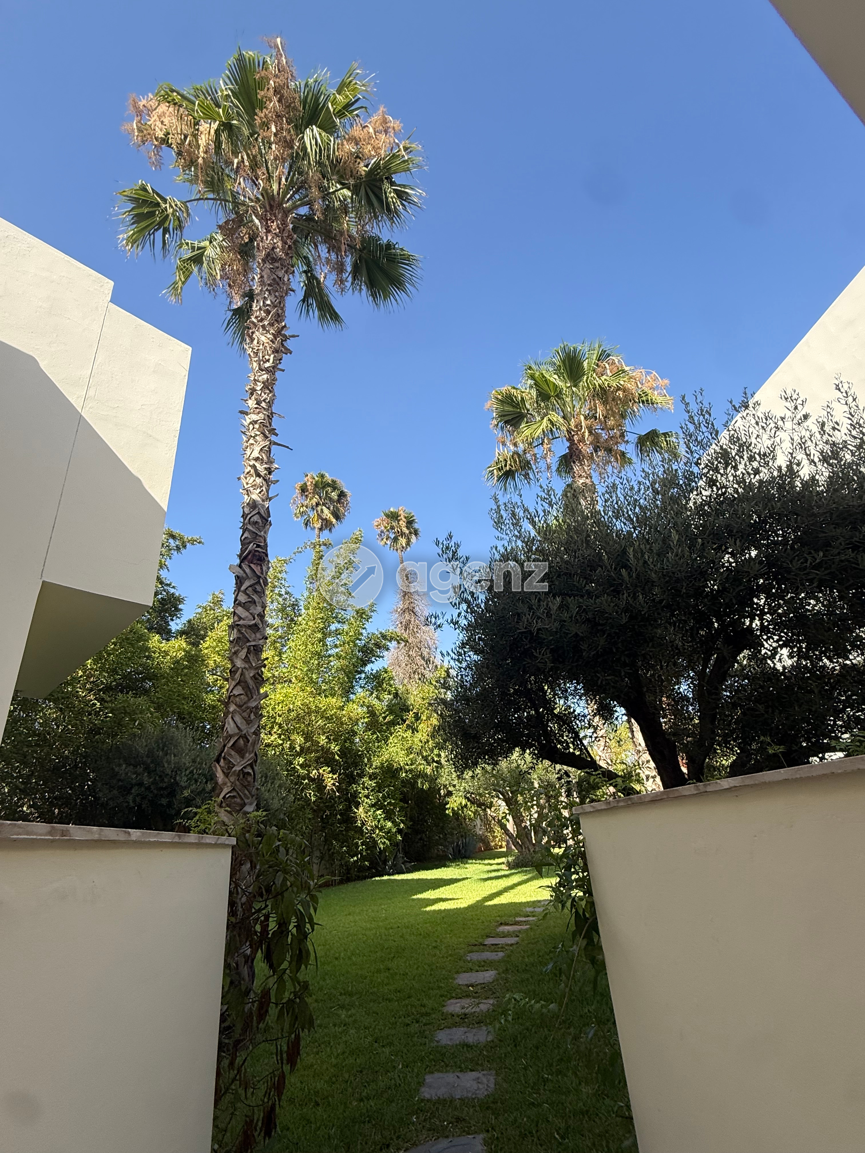 Villa usage professionnel à louer avec ascenseur à Anfa Casablanca  — 2