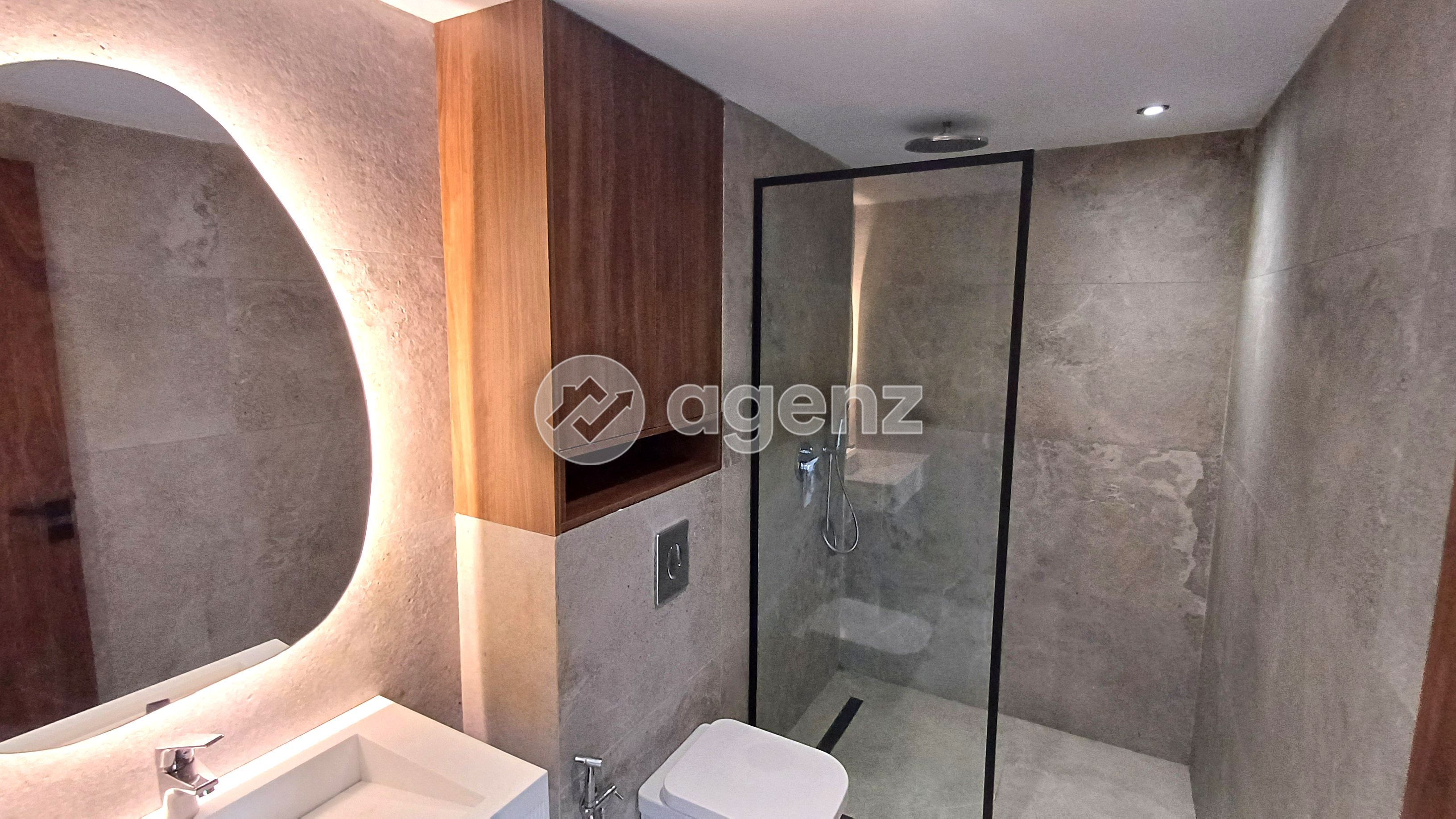 Authentique Appartement de 1 chambre à vendre à Hermitage — 5
