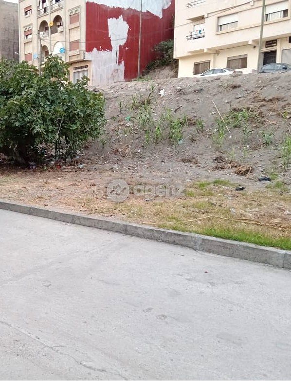 Terrain à vendre dans la ville de Tétouan — 3
