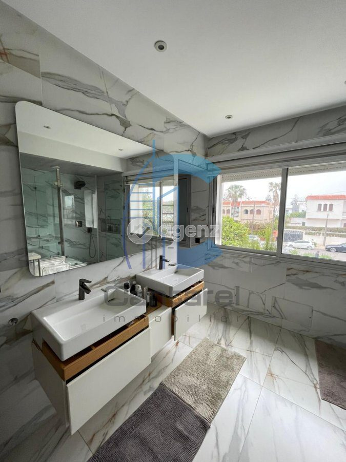 Villa à vendre à Casablanca — 2