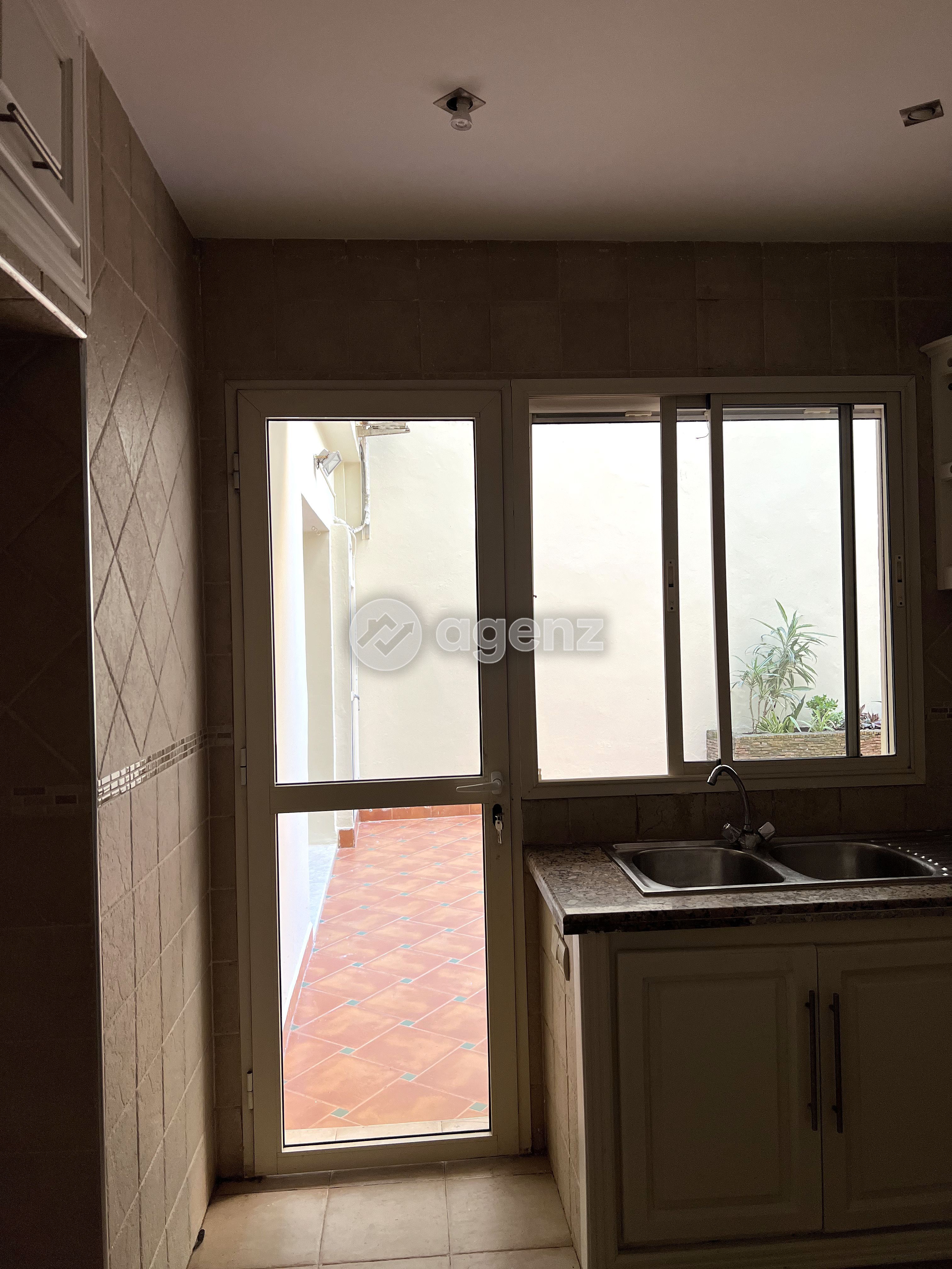 Appartement à louer à Hay Alfarah — 5