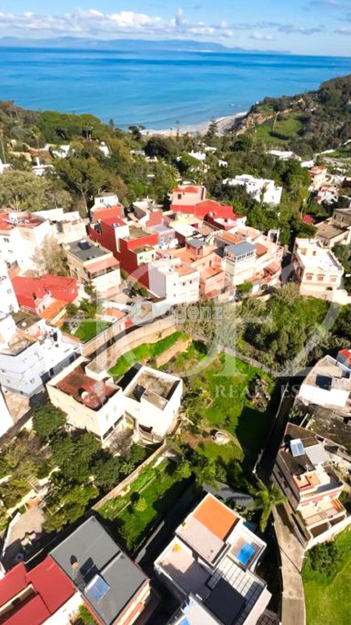Terrain pour villa à vendre au secteur Jbel Kebir  — 2