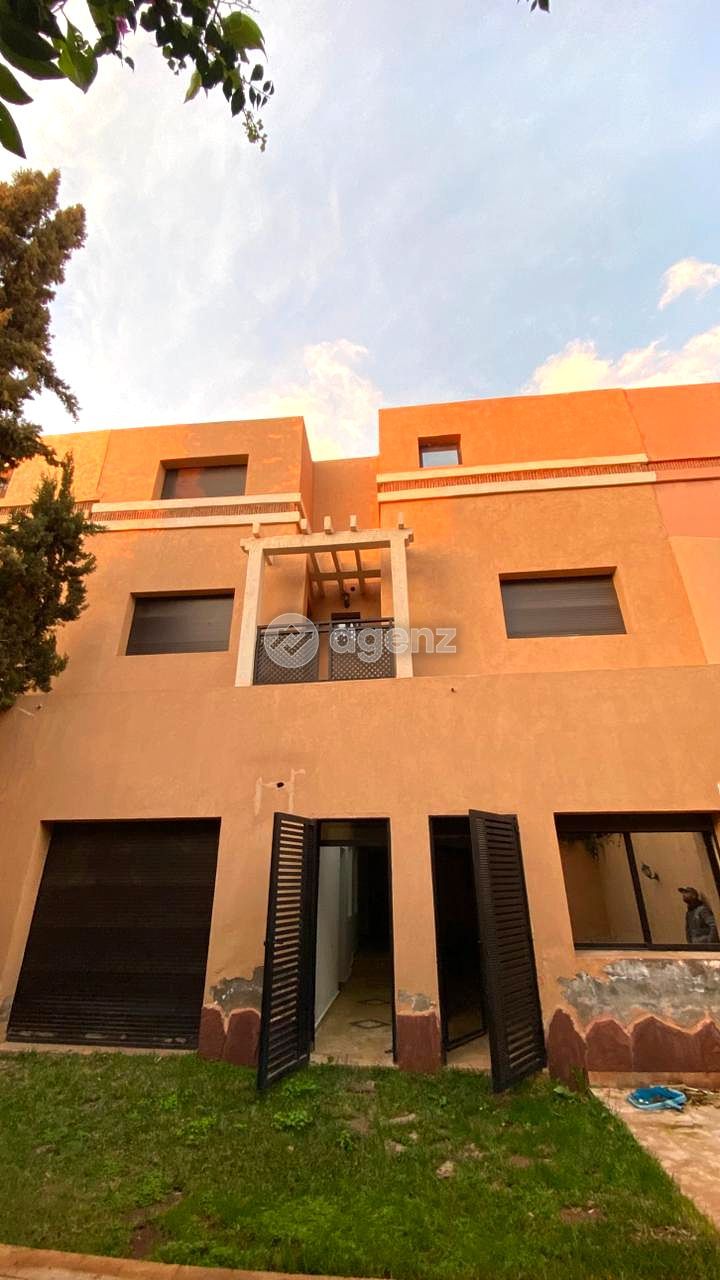 Magnifique Villa de 4 chambres à vendre à Marrakech — 4