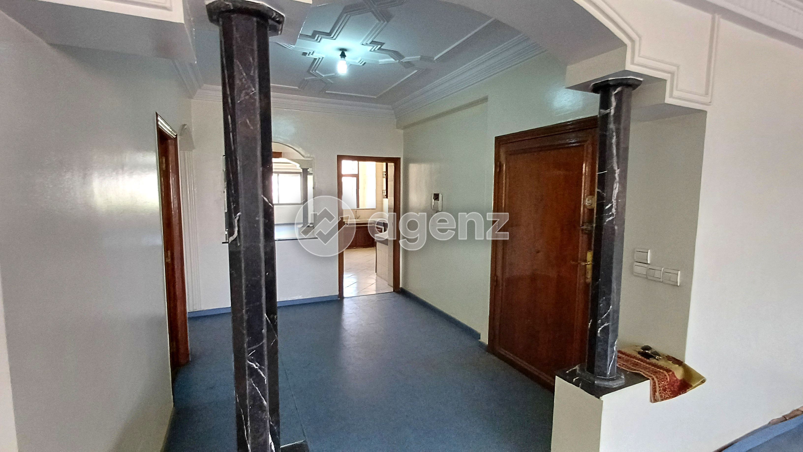 Appartement à vendre à Les Hôpitaux — 5